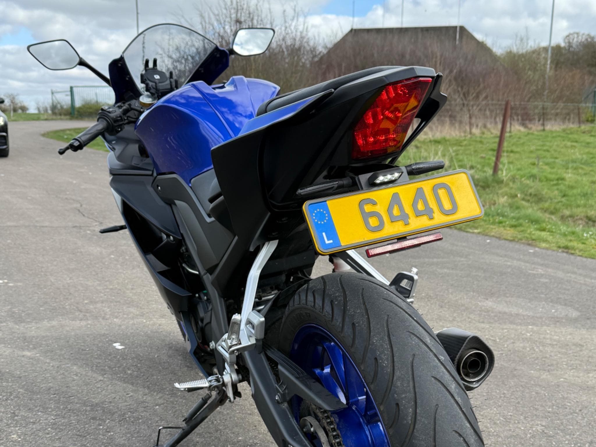 Yamaha YZF 125 (2019) - Foto 6