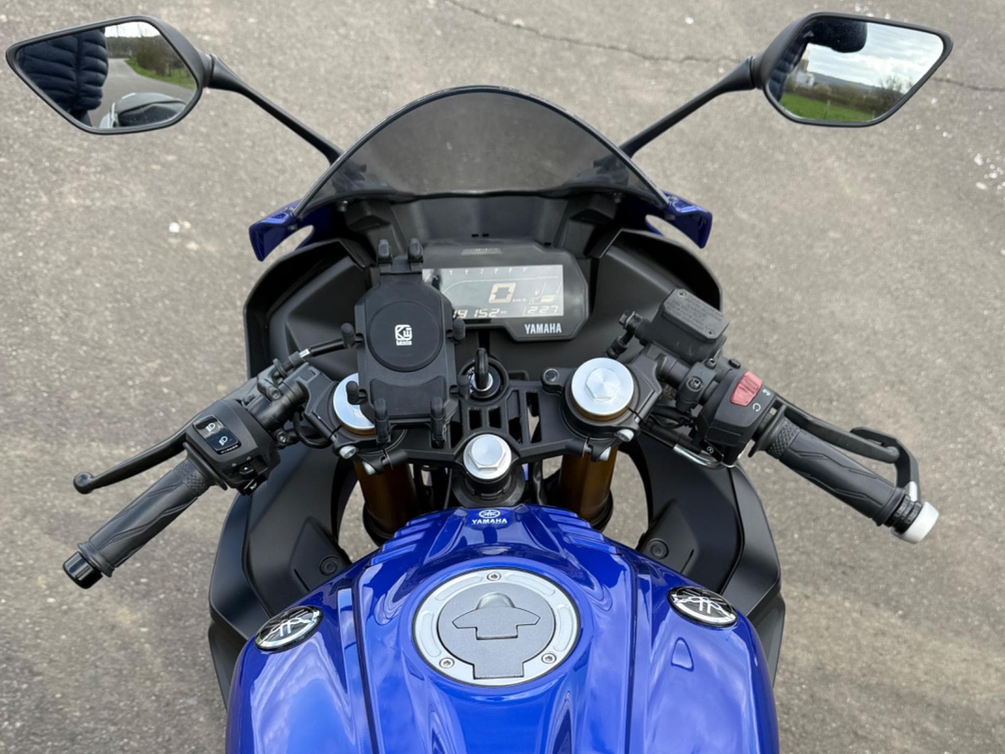 Yamaha YZF 125 (2019) - Foto 8