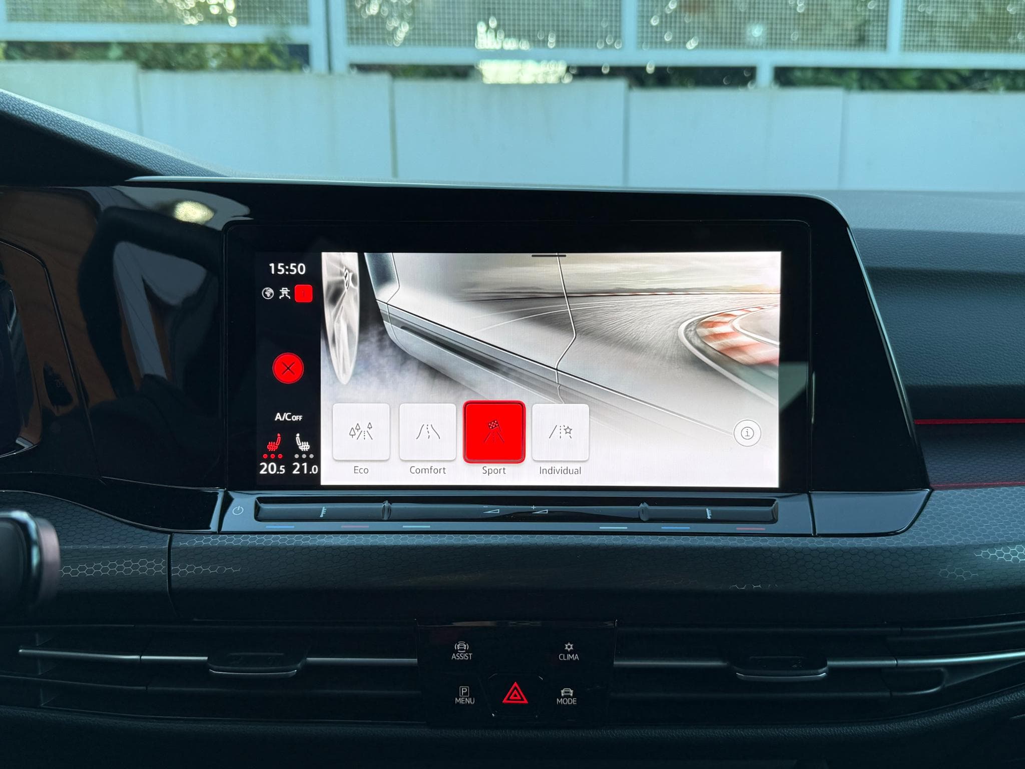 VW Golf GTI 2.0 245 CV DSG7 ** Matrix ** antibrouillard ** Harman ** (2020) - Foto 9