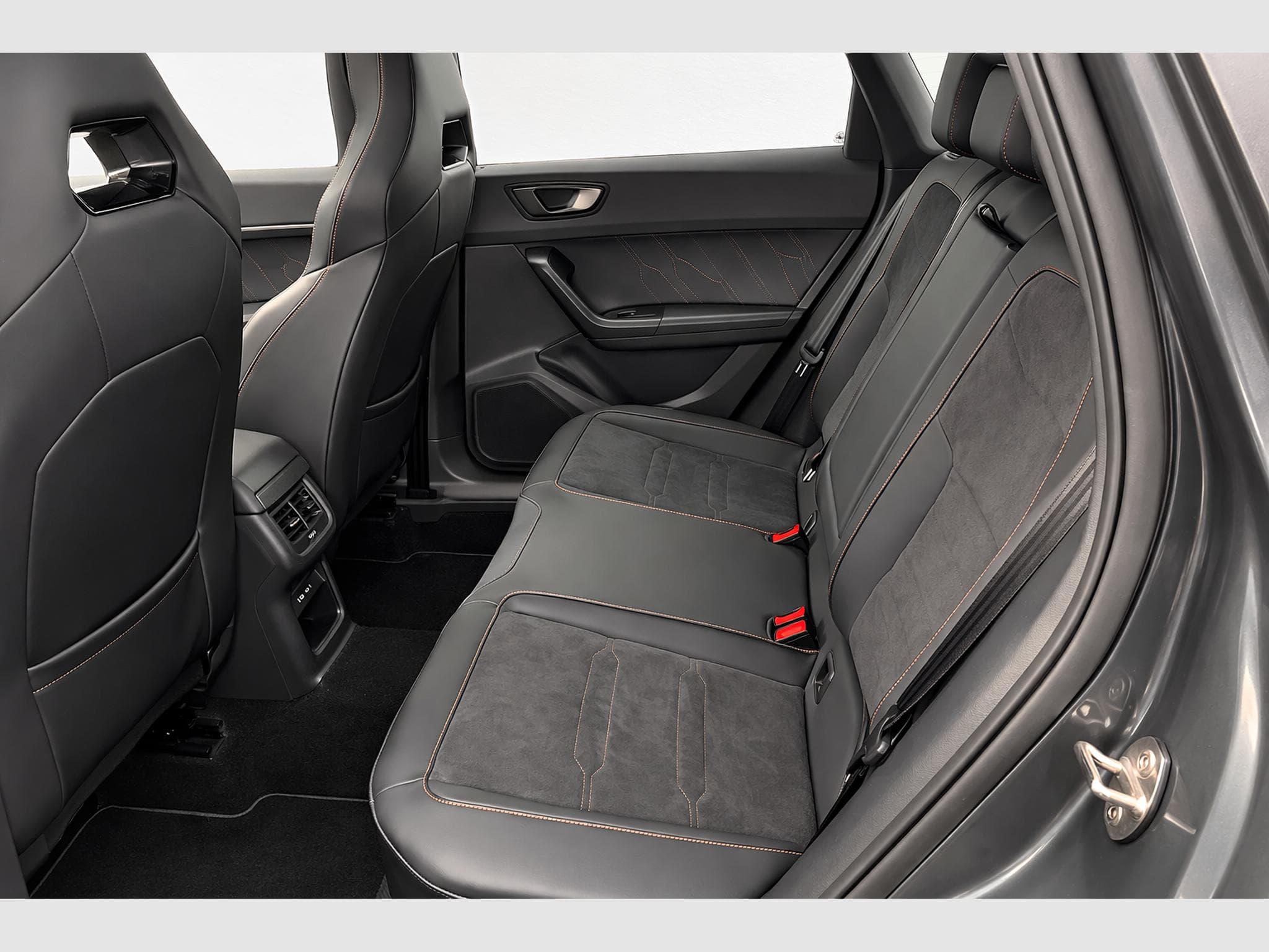 Cupra Ateca 2.0TSI dsg7 300 (2022) - Foto 6