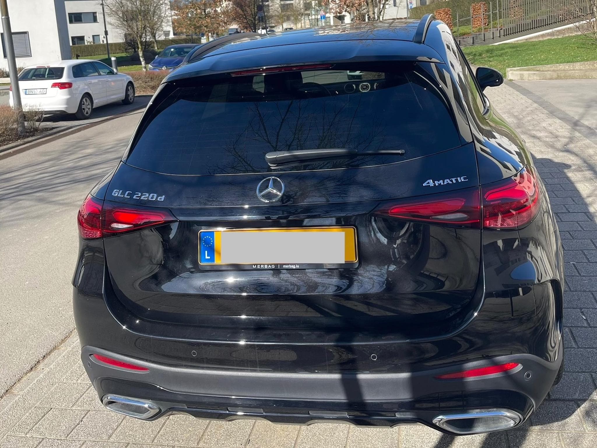 Mercedes 220 Mercedes GLC 220 d 4MATIC AMG Line (2025) - Foto 5