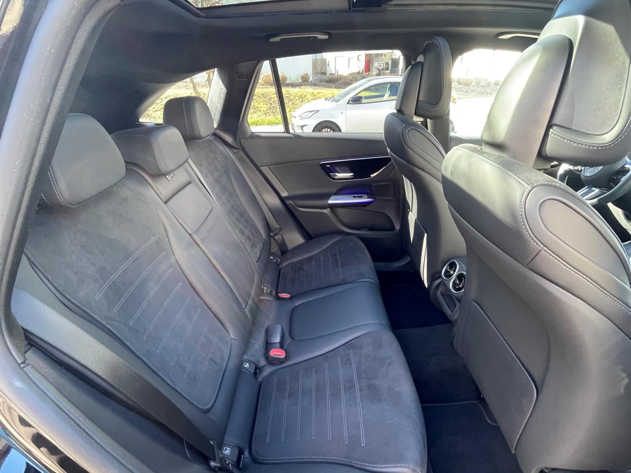 Mercedes 220 Mercedes GLC 220 d 4MATIC AMG Line (2025) - Foto 10