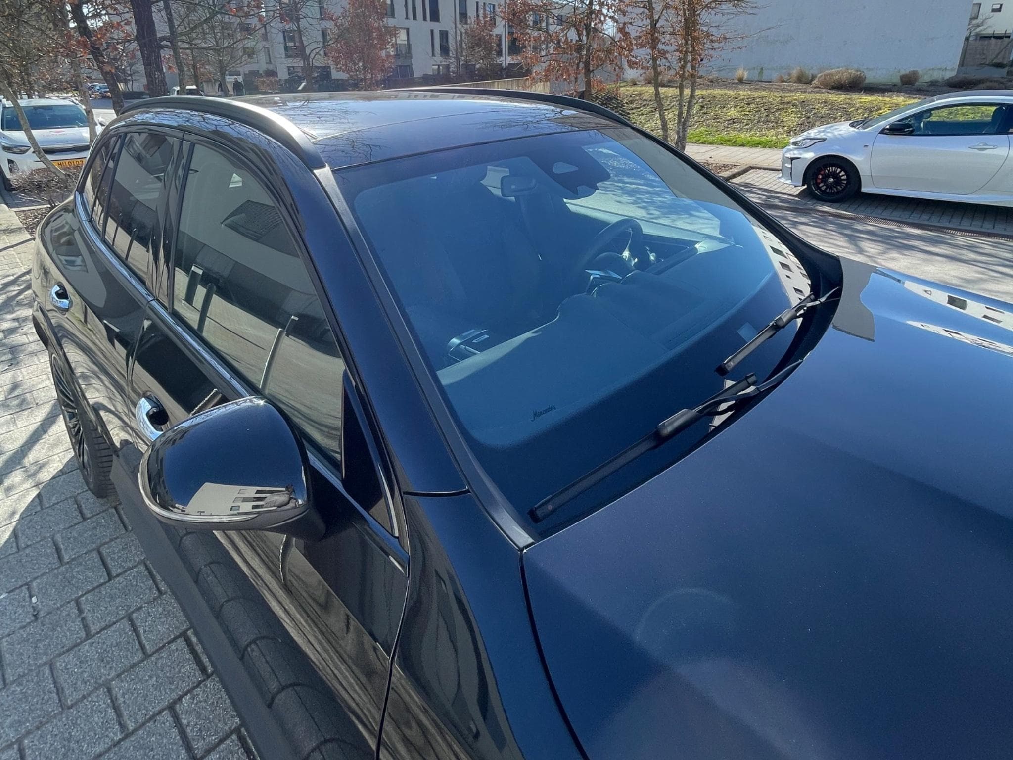 Mercedes 220 Mercedes GLC 220 d 4MATIC AMG Line (2025) - Foto 13