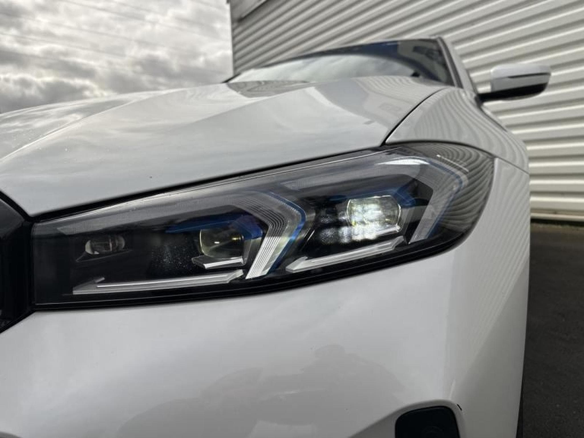 BMW 330 330eA 292ch M Sport (2024) - Photo 5