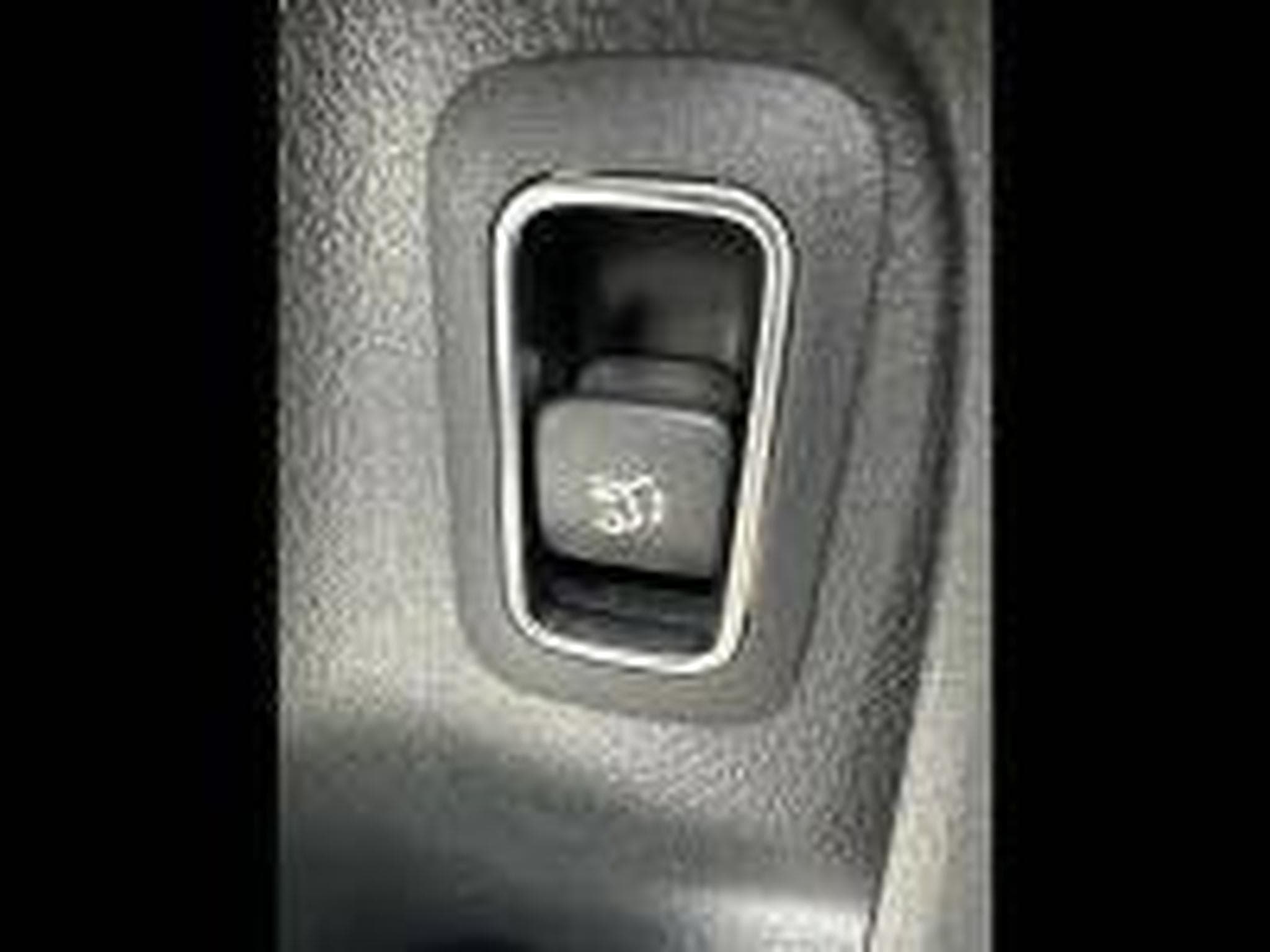 Mercedes CLA 200 CLA Shooting Brake 200 d 150ch AMG Line 8G-DCT NIGTH Edition (2025) - Photo 26