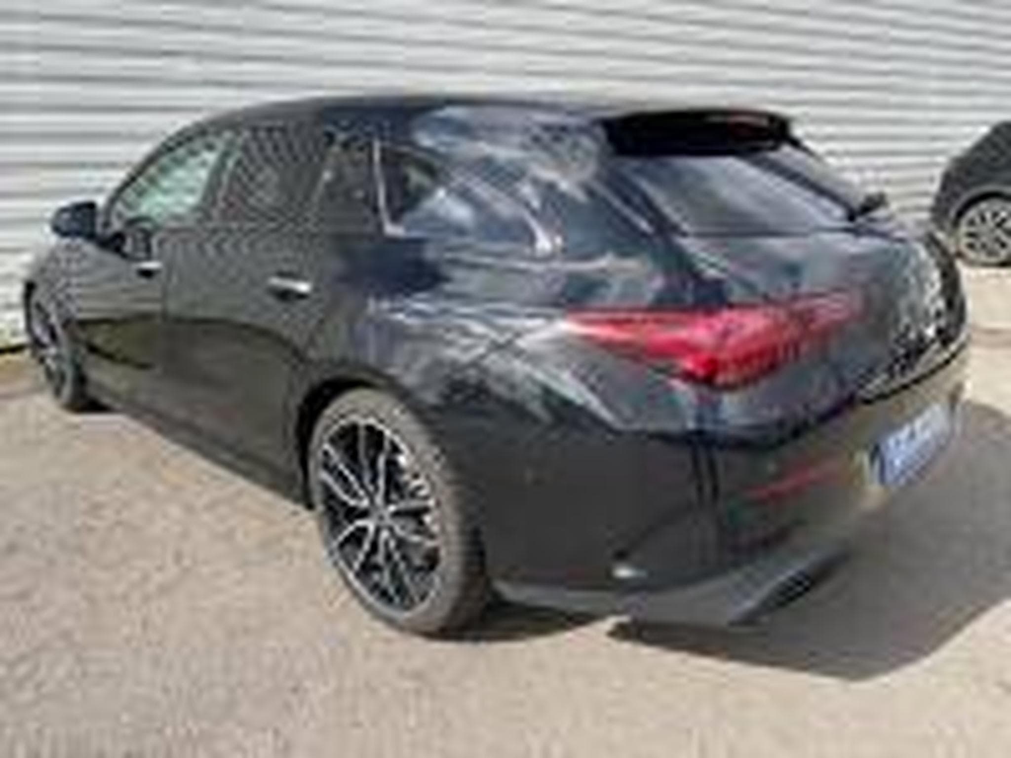 Mercedes CLA 200 CLA Shooting Brake 200 d 150ch AMG Line 8G-DCT NIGTH Edition (2025) - Photo 34