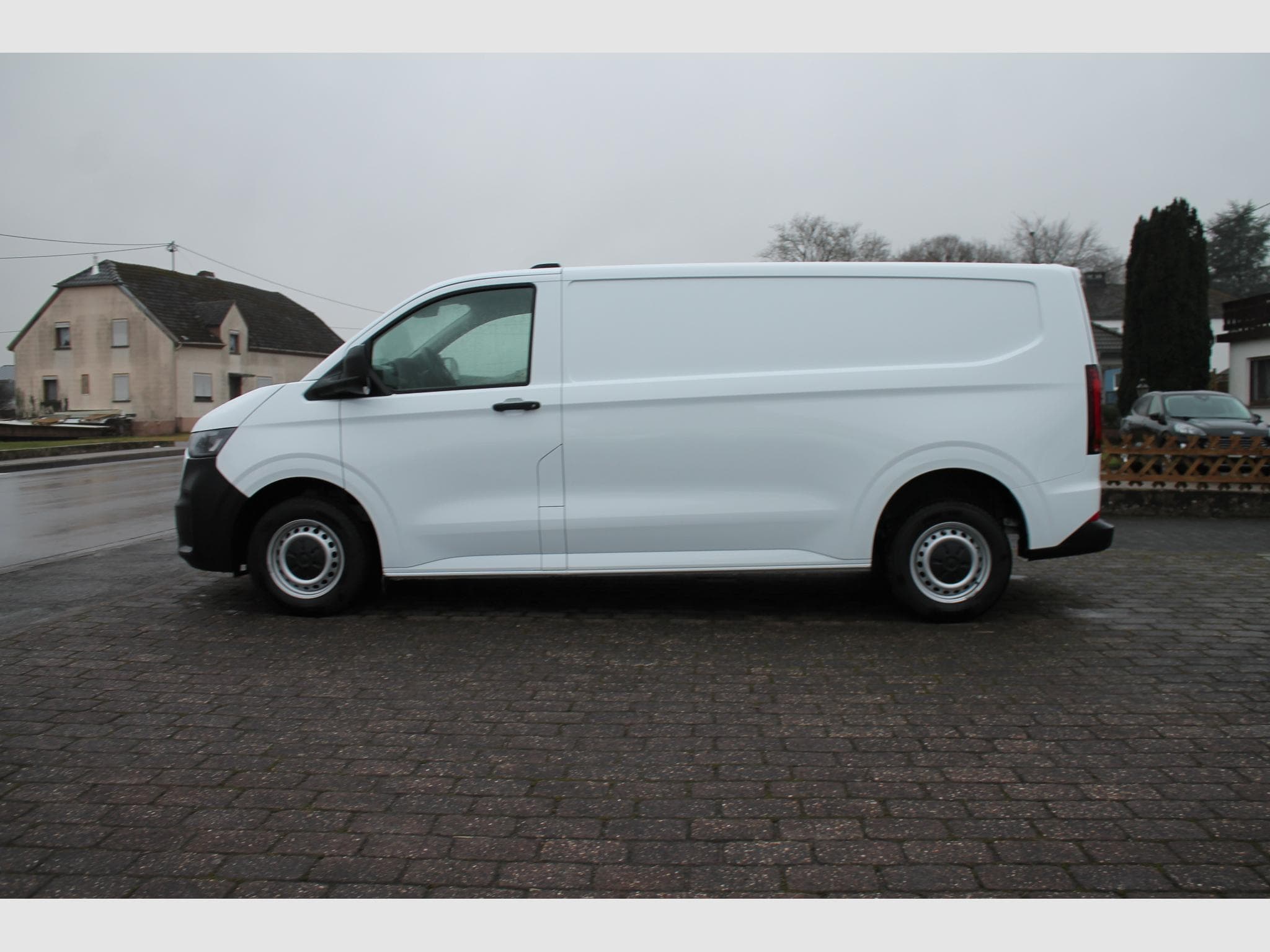 VW Transporter T7 4Motion Kasten L2 Lang (2025) - Foto 4
