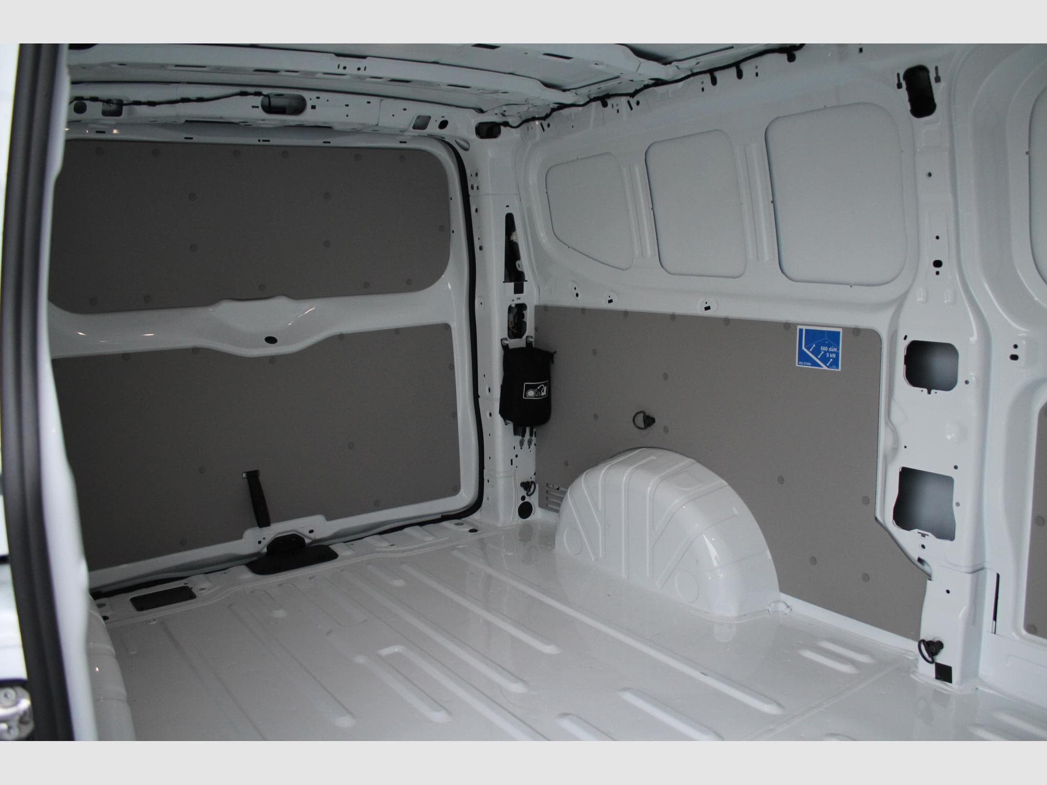 VW Transporter T7 4Motion Kasten L2 Lang (2025) - Foto 13