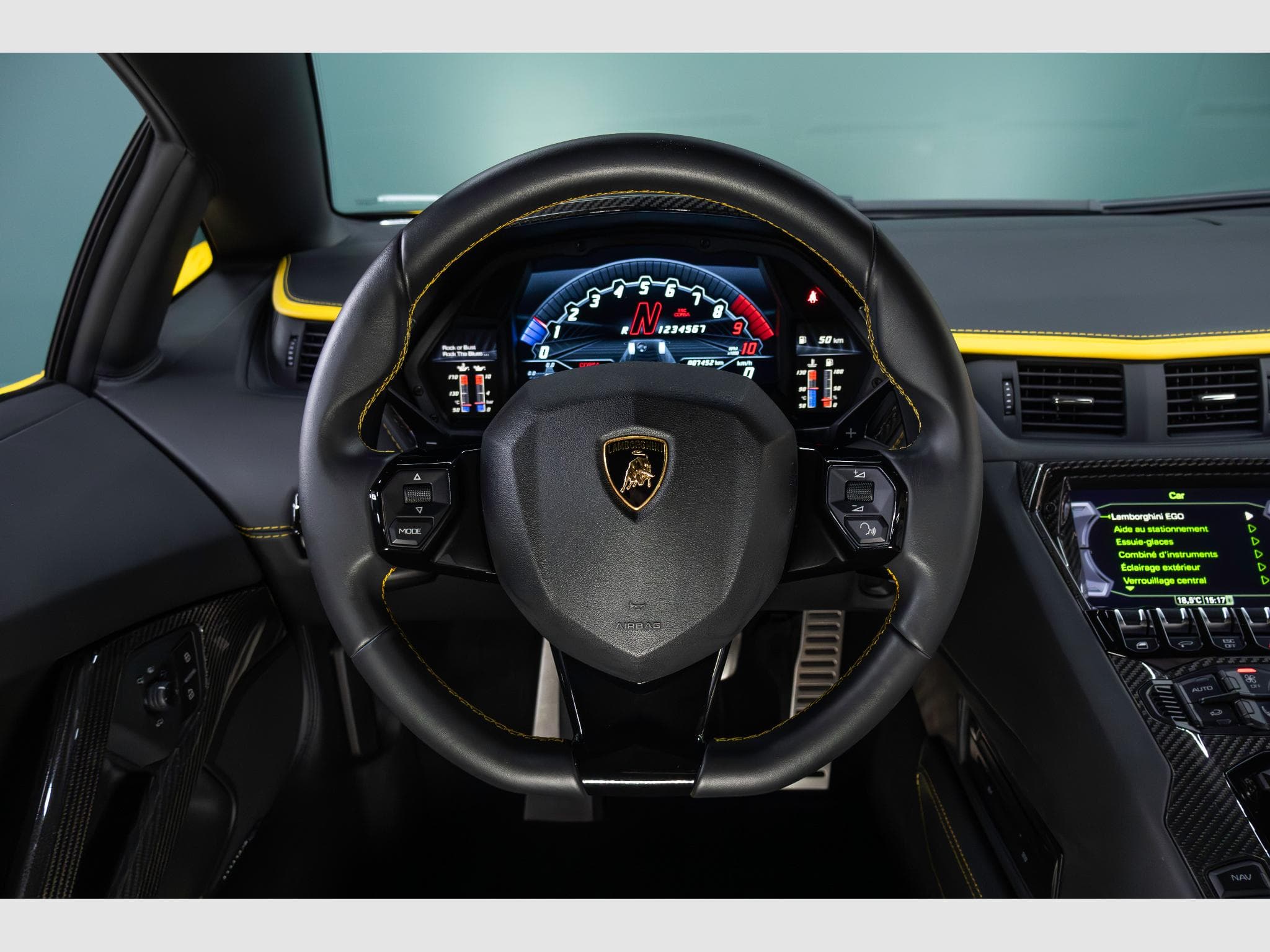 Lamborghini Aventador S LP 740-4 | 1st Hand | Carplay | VAT (2017) - Photo 15