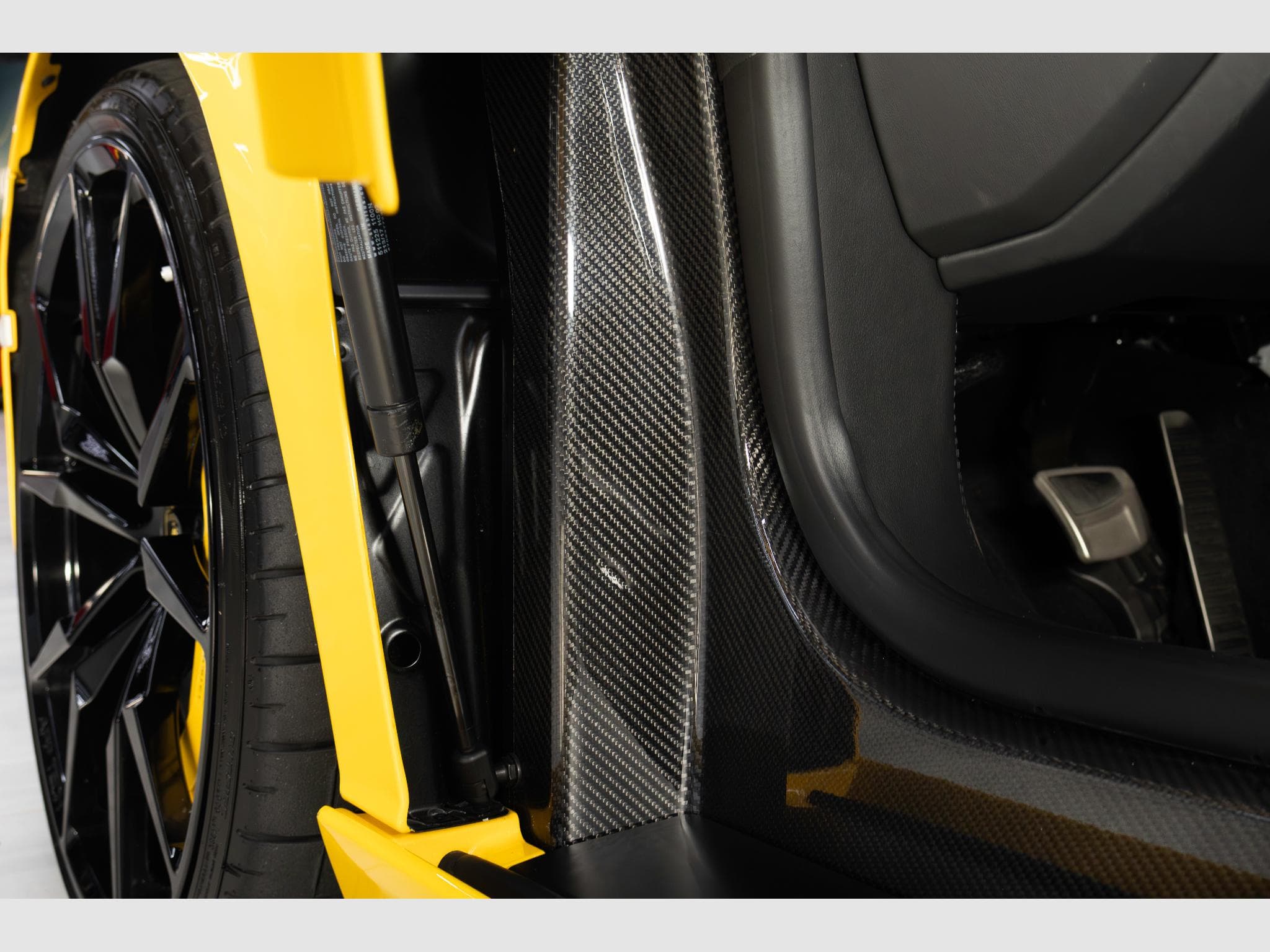 Lamborghini Aventador S LP 740-4 | 1st Hand | Carplay | VAT (2017) - Photo 22