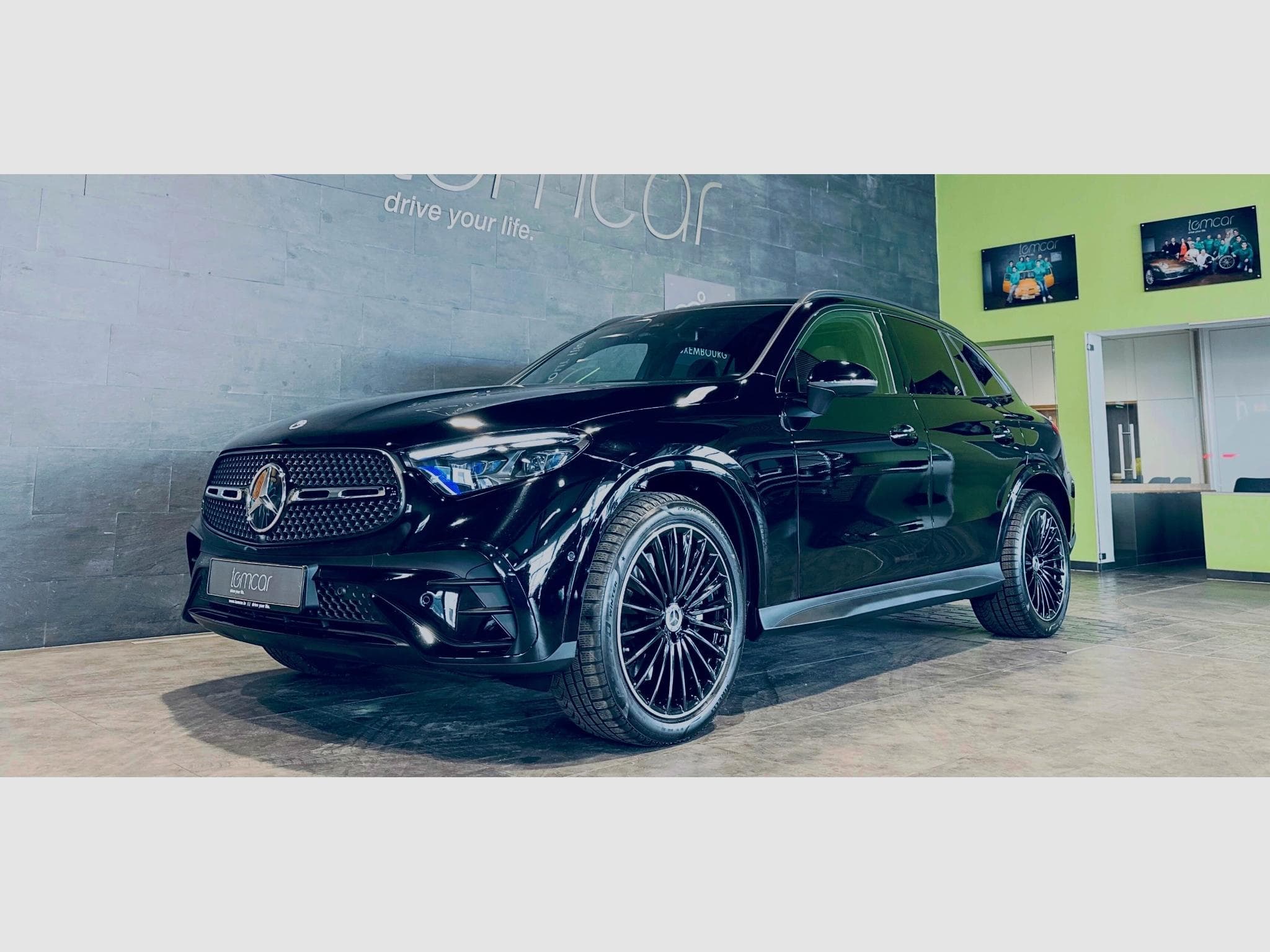 Mercedes GLC 300 GLC 300D 4MATIC AMG LINE ADVANCED 9G-TRONIC (2023) - Photo 2