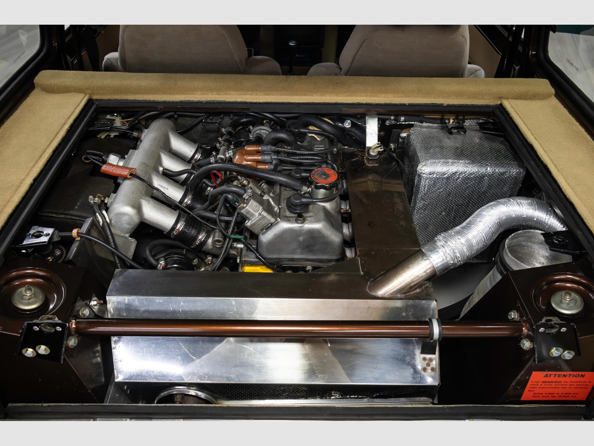Renault R5 TURBO 2 *FULLY RESTORED* (1983) - Foto 18