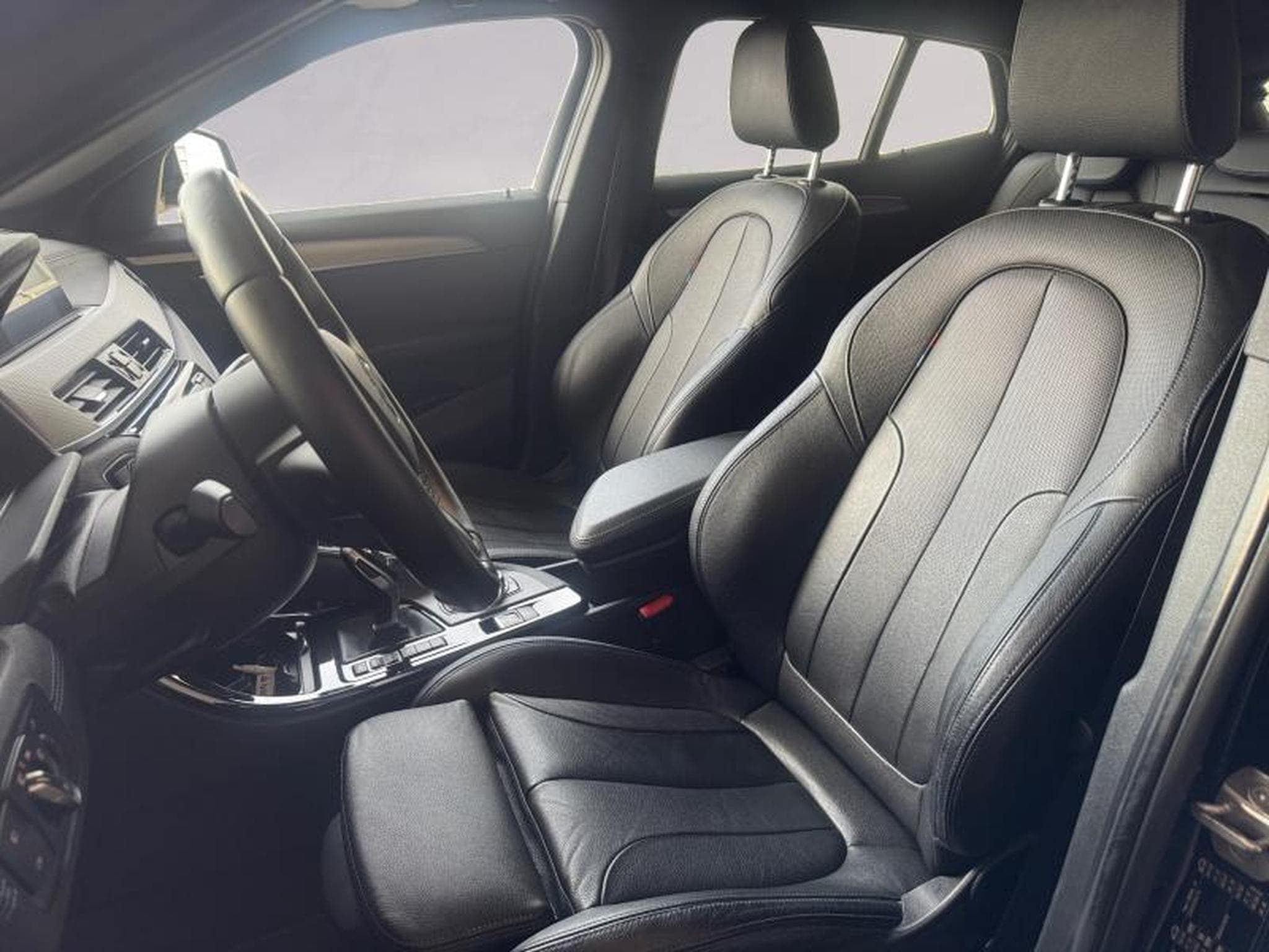 BMW X2 X2 sDrive18d Kit M Sport (2018) - Foto 9