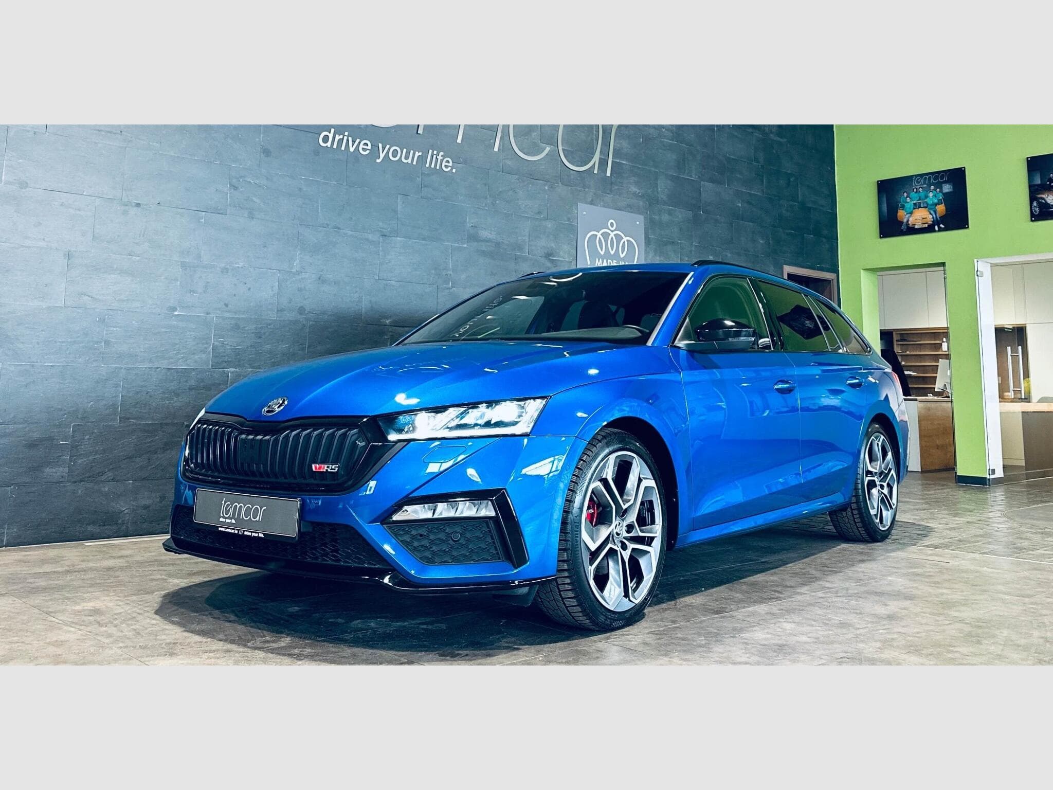 Skoda Octavia OCTAVIA RS BREAK TDI 4X4 DSG (2024) - Photo 2