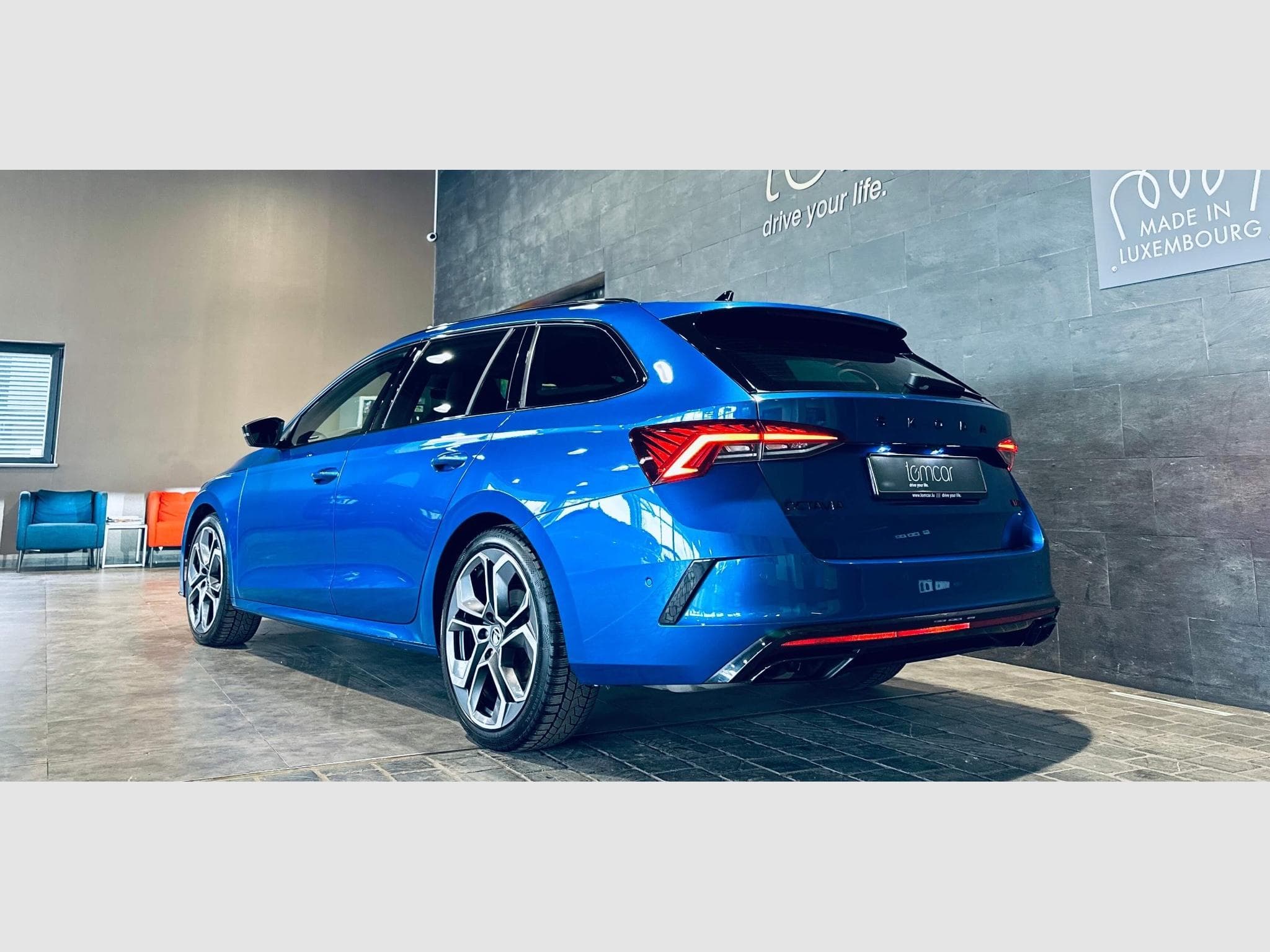 Skoda Octavia OCTAVIA RS BREAK TDI 4X4 DSG (2024) - Photo 4
