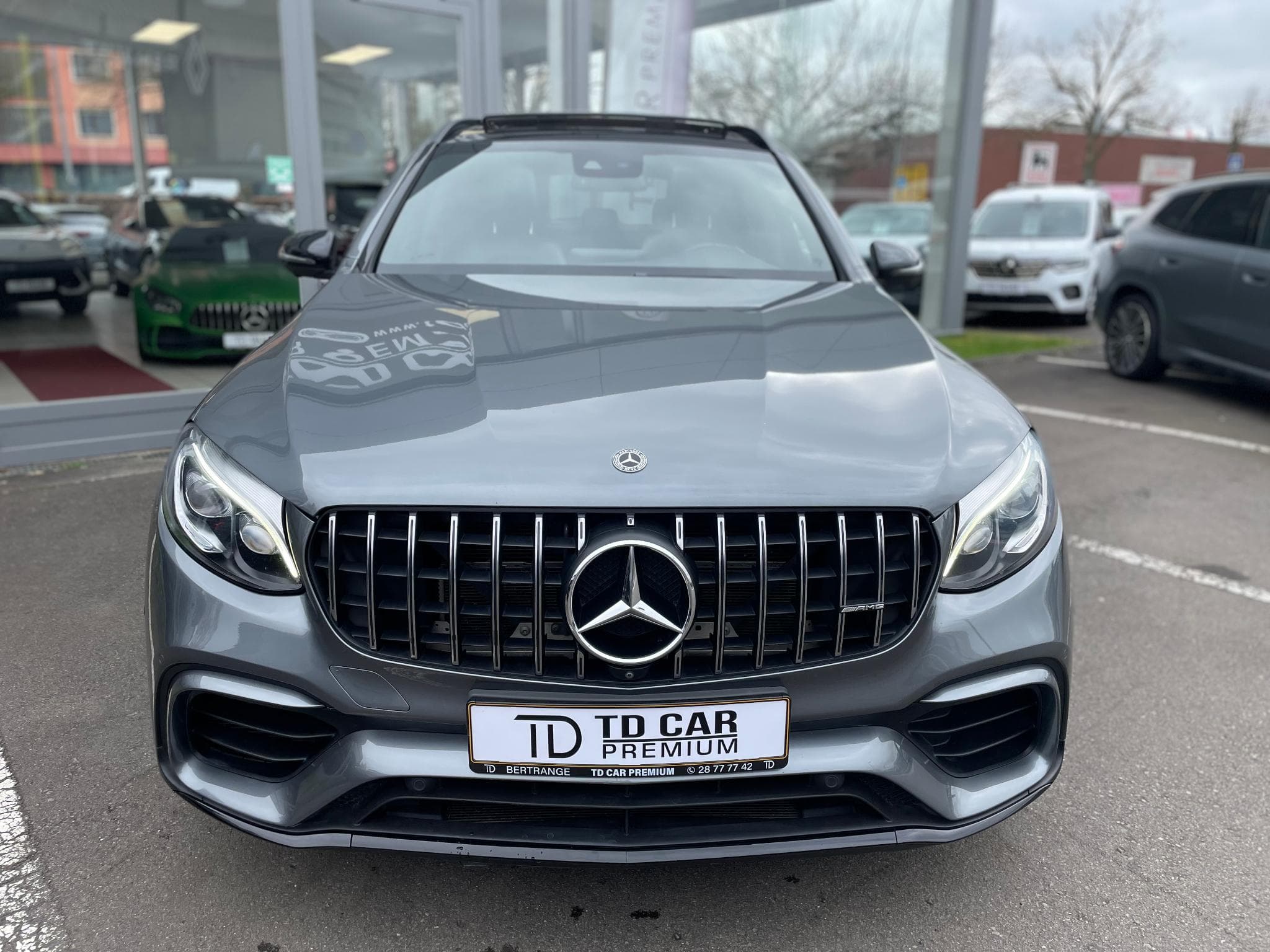 Mercedes GLC 63 AMG 4Matic+ 9G-Tronic Pack Carbone (2018) - Foto 2