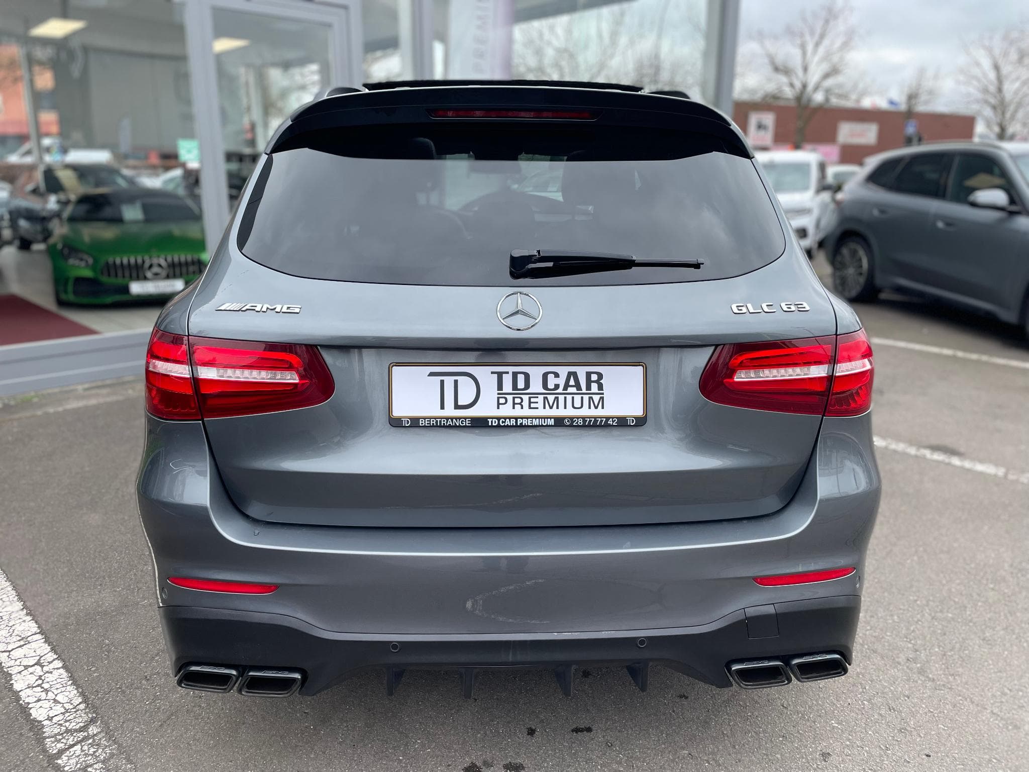 Mercedes GLC 63 AMG 4Matic+ 9G-Tronic Pack Carbone (2018) - Foto 12
