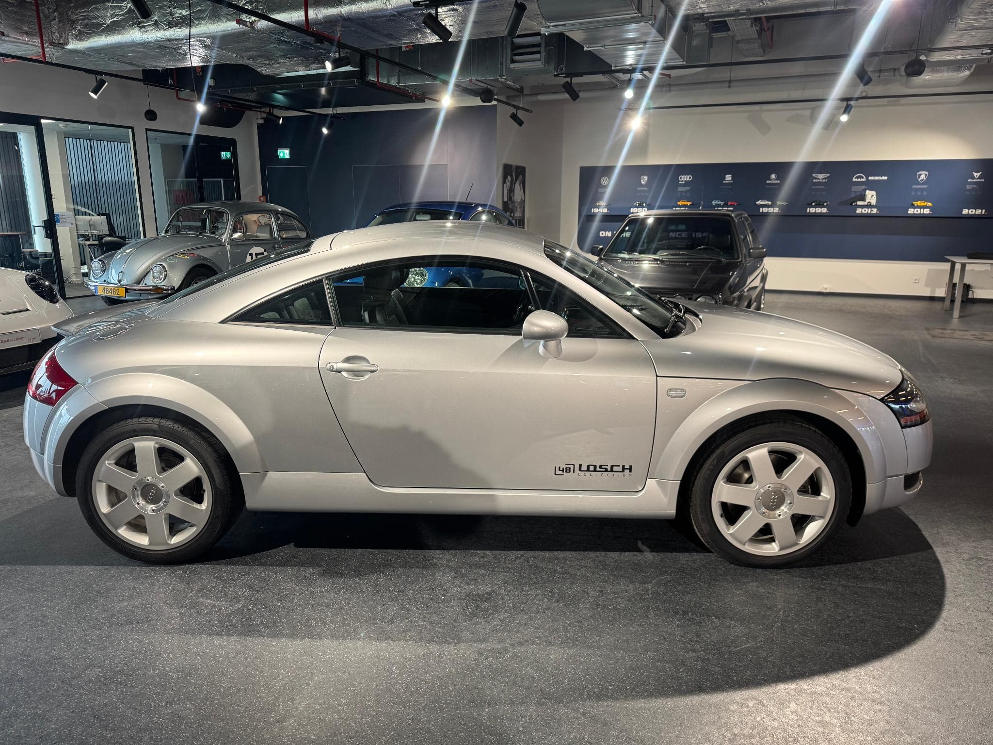 Audi TT 1.8T Coupé (1999) - Photo 8