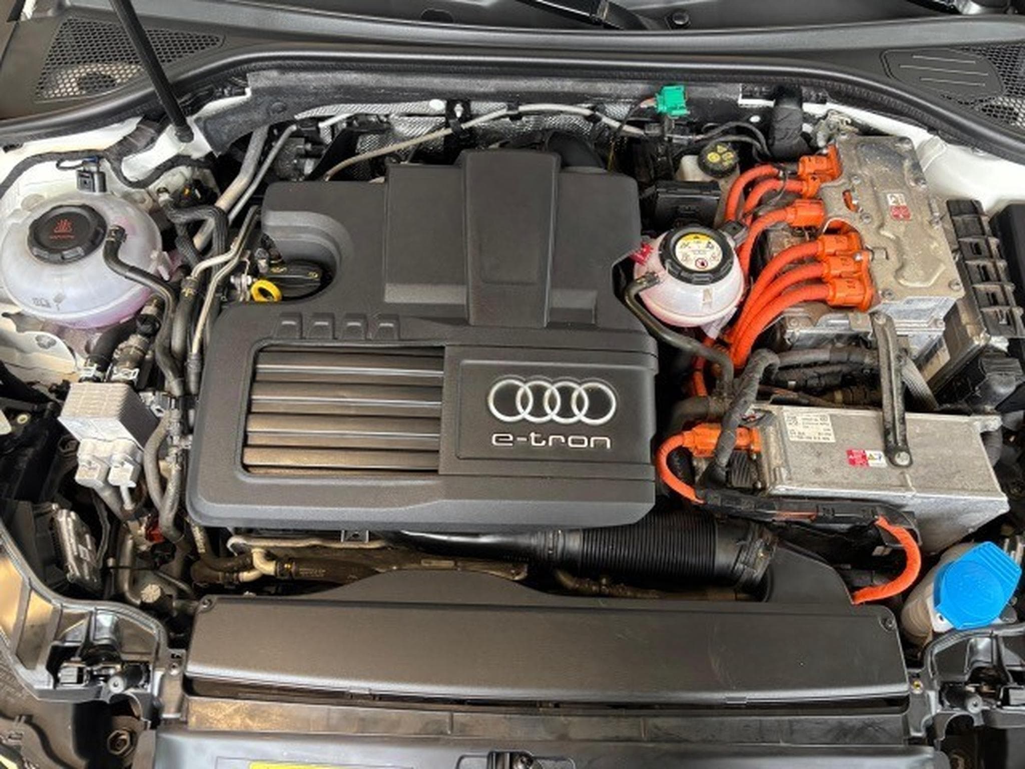 Audi A3 Sportback 40 e-tron (2020) - Photo 14