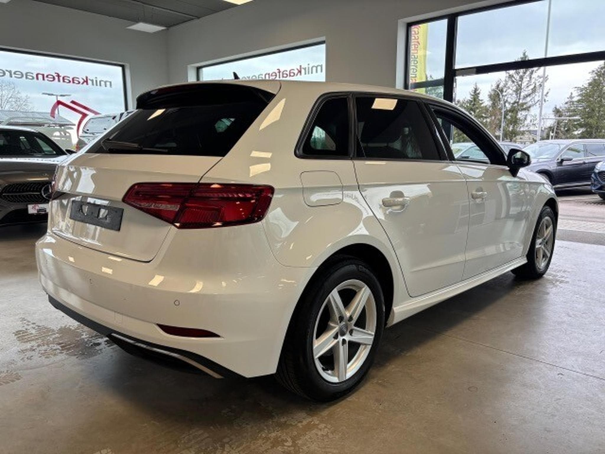 Audi A3 Sportback 40 e-tron (2020) - Photo 3