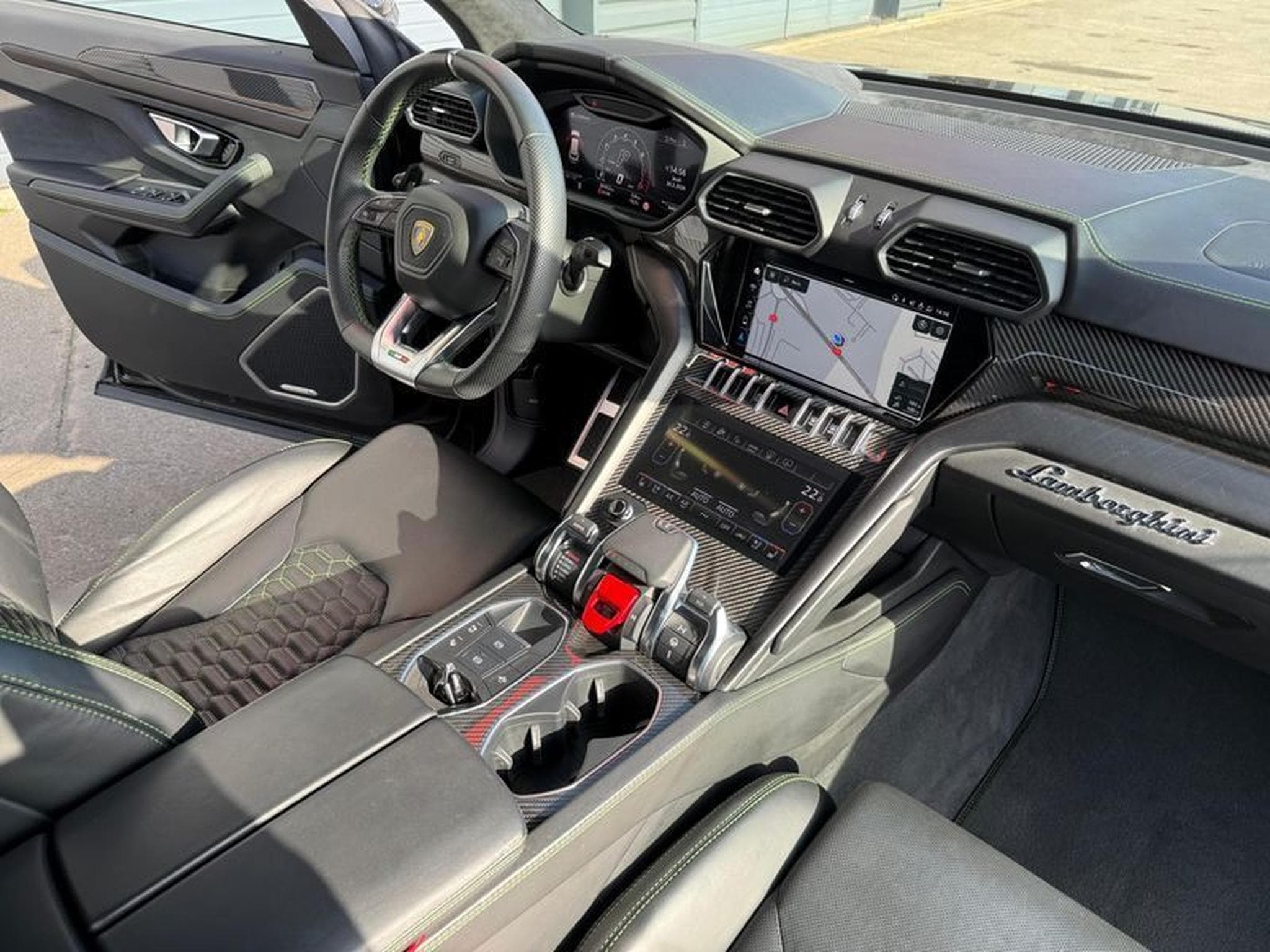 Lamborghini Urus (2021) - Foto 8