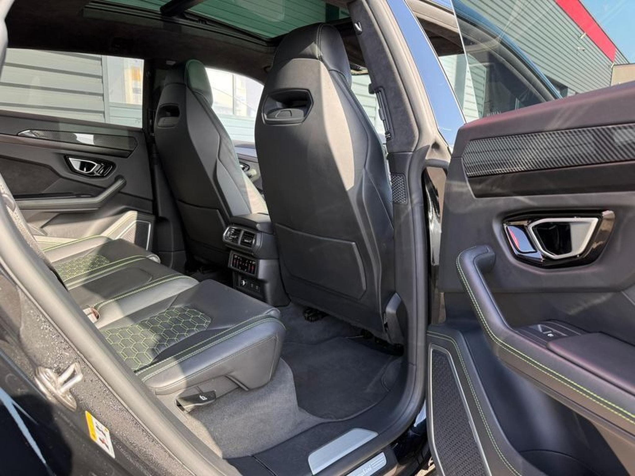 Lamborghini Urus (2021) - Foto 9