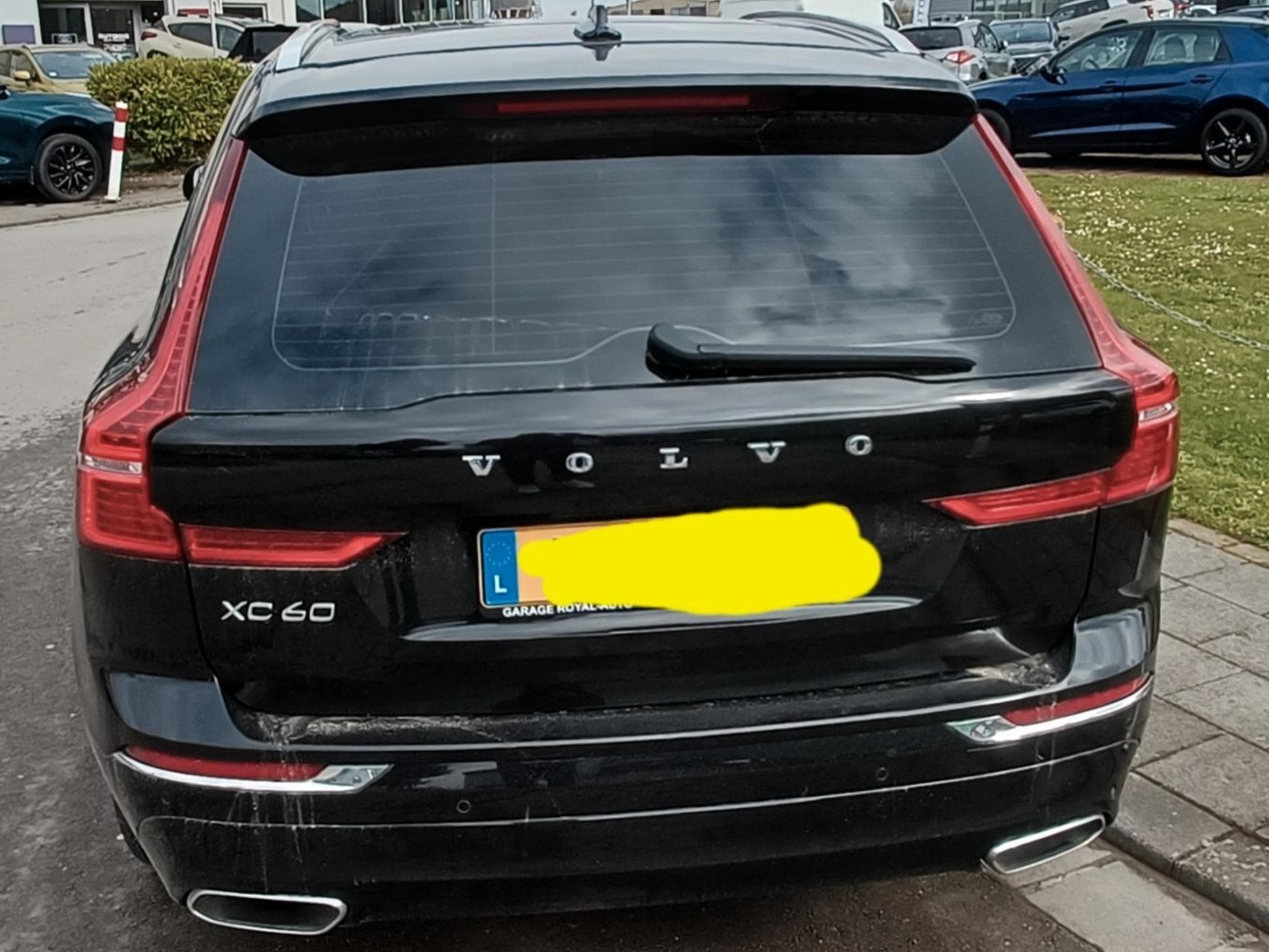 Volvo XC60 B4 AWD INSCRIPTION - Hybrid/Diesel (2020) - Foto 2