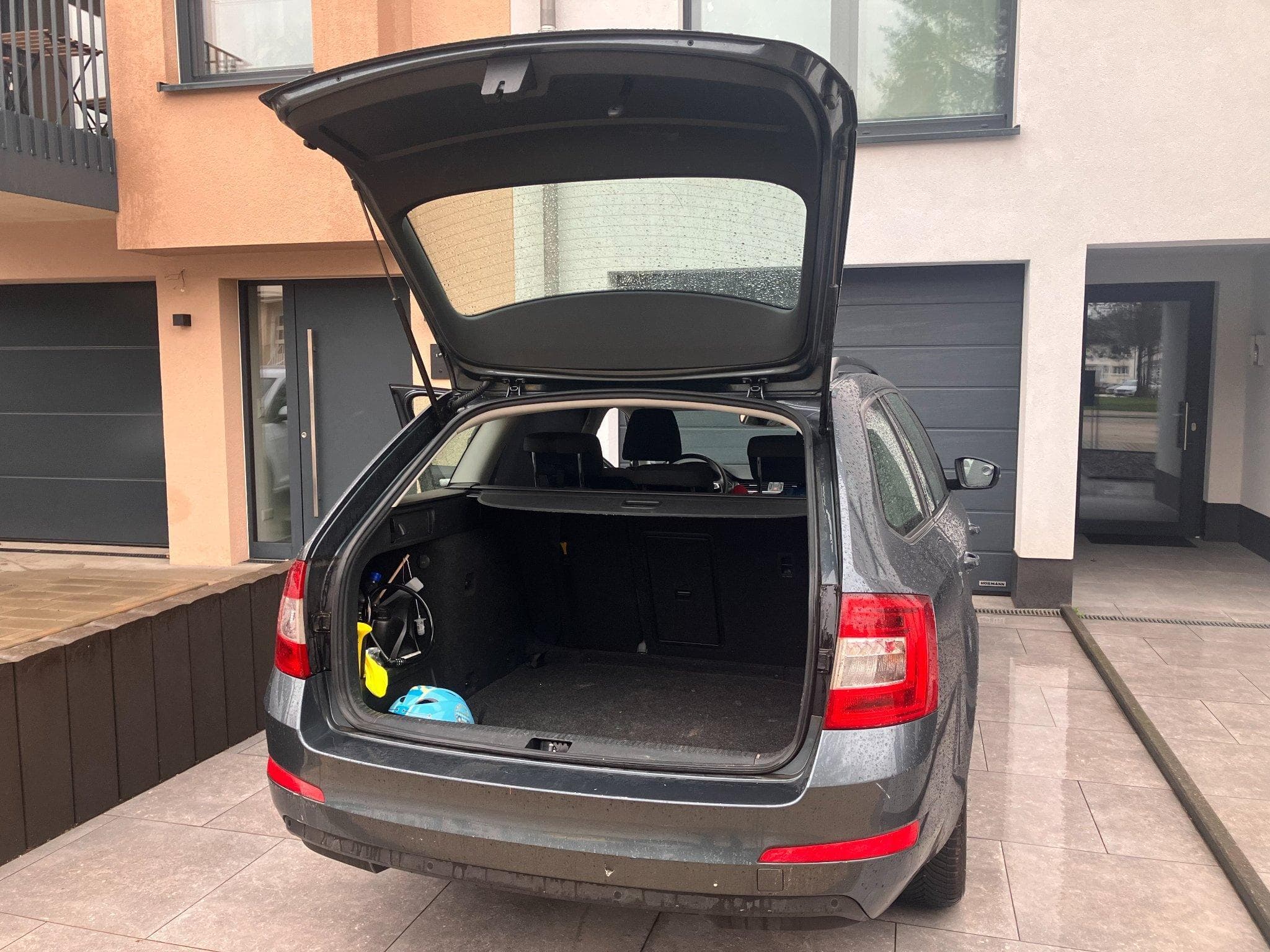 Skoda Octavia Combi (2016) - Photo 10
