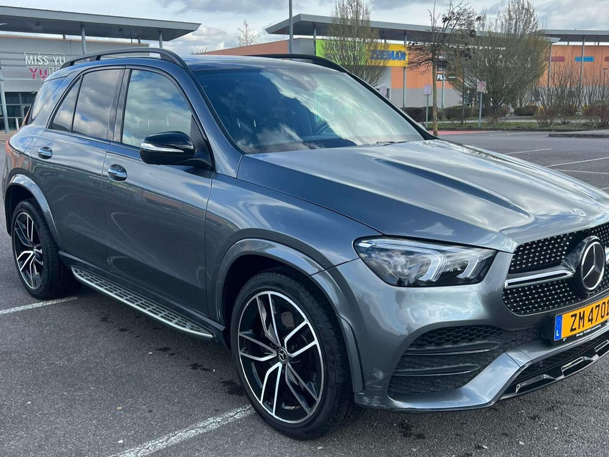 Mercedes GLE 400 AMG Line (2021) - Foto 2