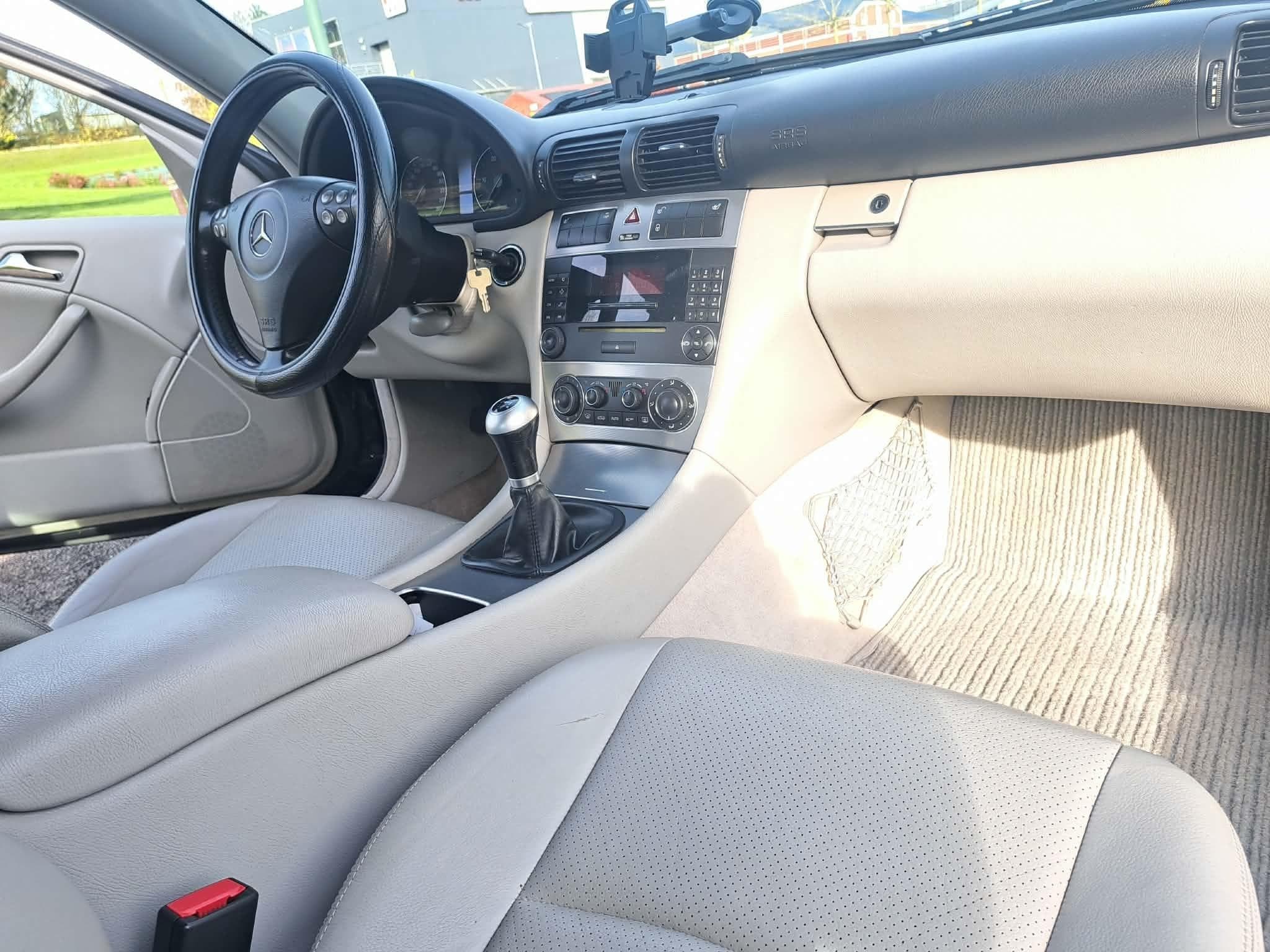 Mercedes C 200 sport (2004) - Foto 4