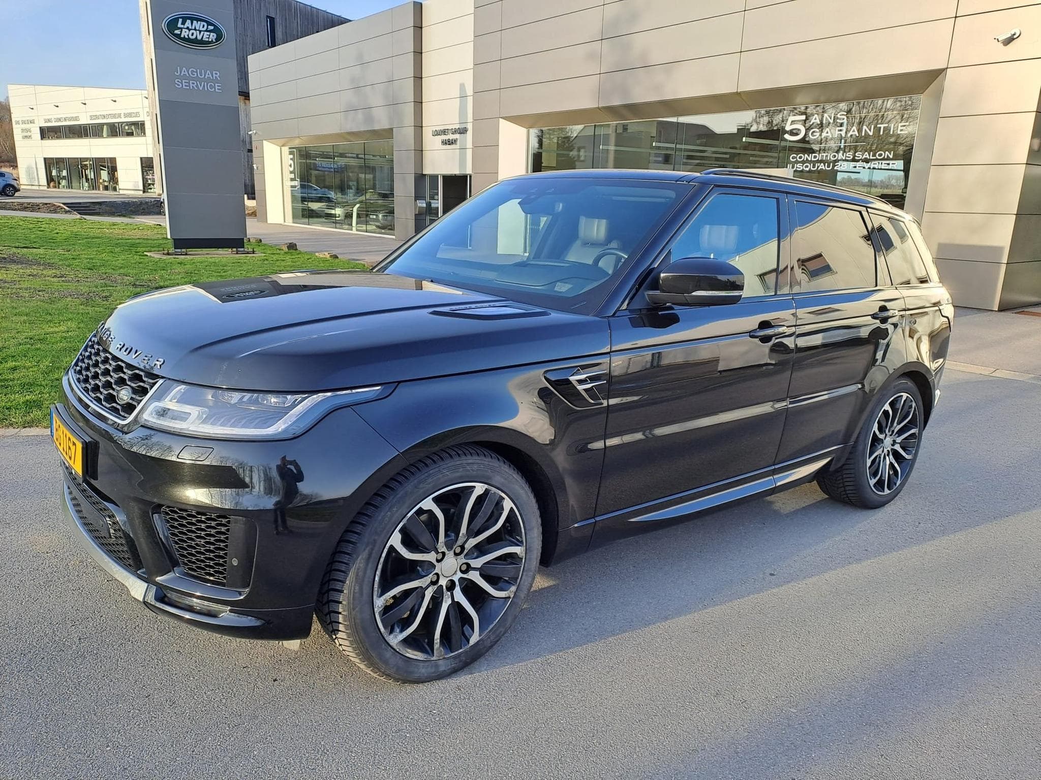 Land-Rover Range Rover Sport HSE (2018) - Foto 2