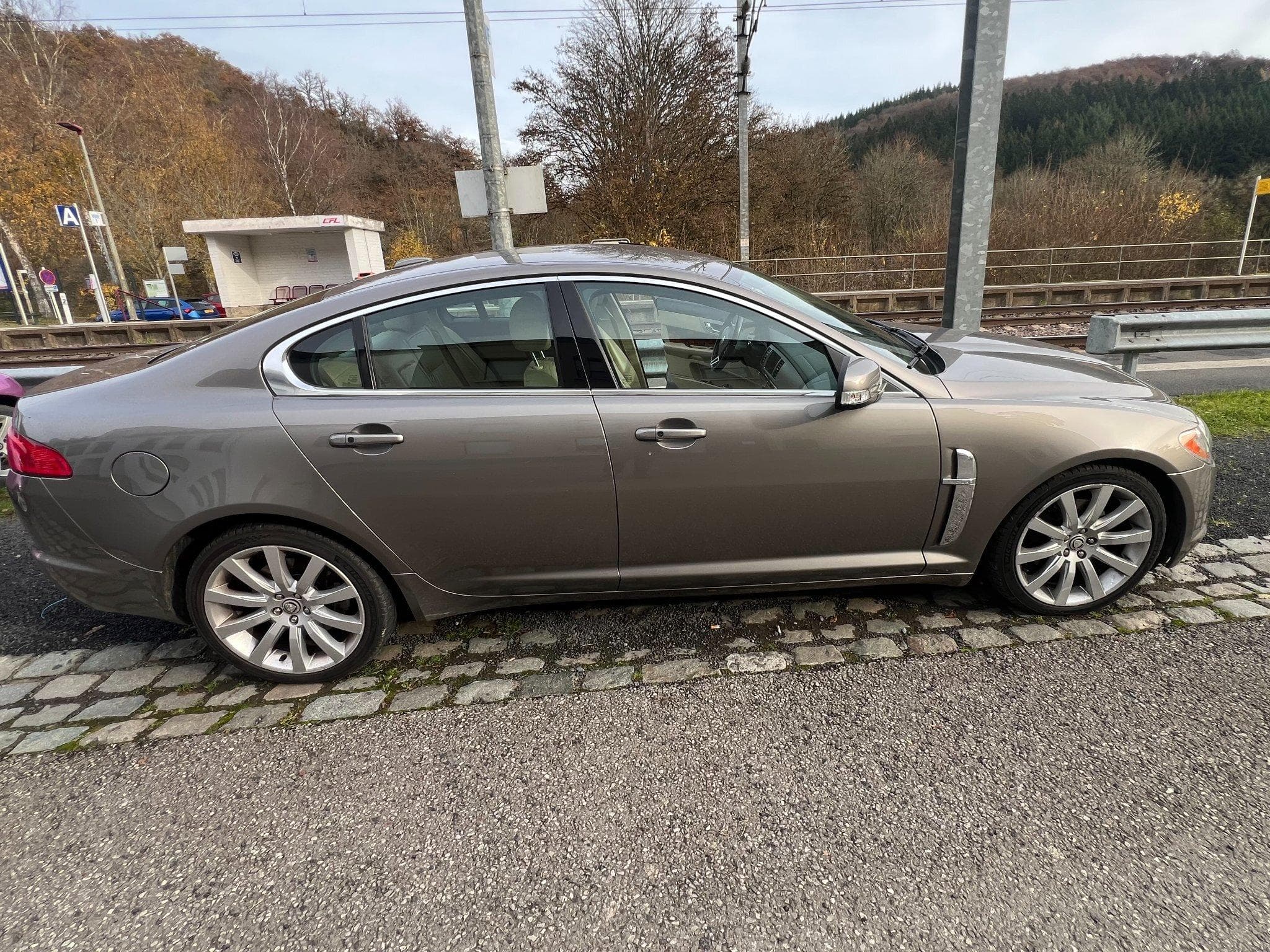 Jaguar XJ (2008) - Photo 1