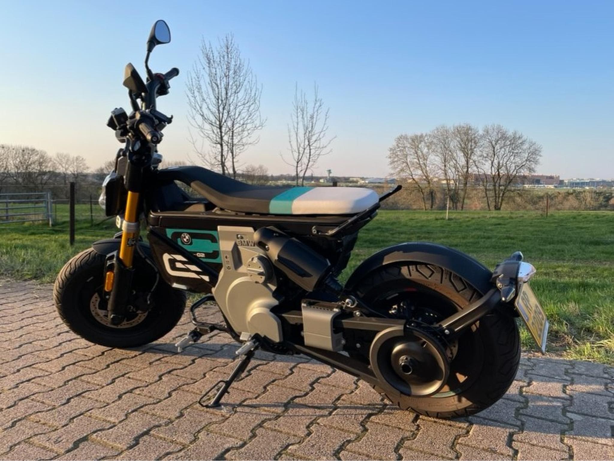 BMW CE 02 CE 02 (2024) - Photo 2