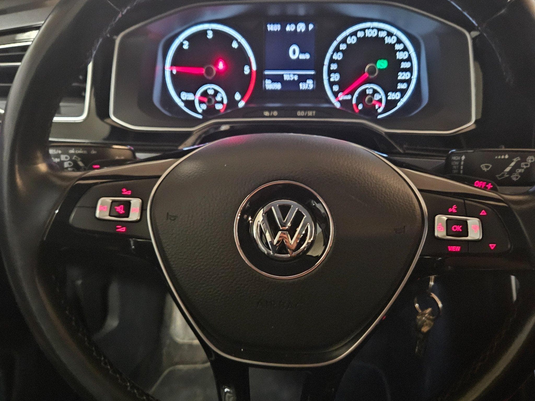 VW Polo 1.6 Highline DSG (2019) - Foto 6