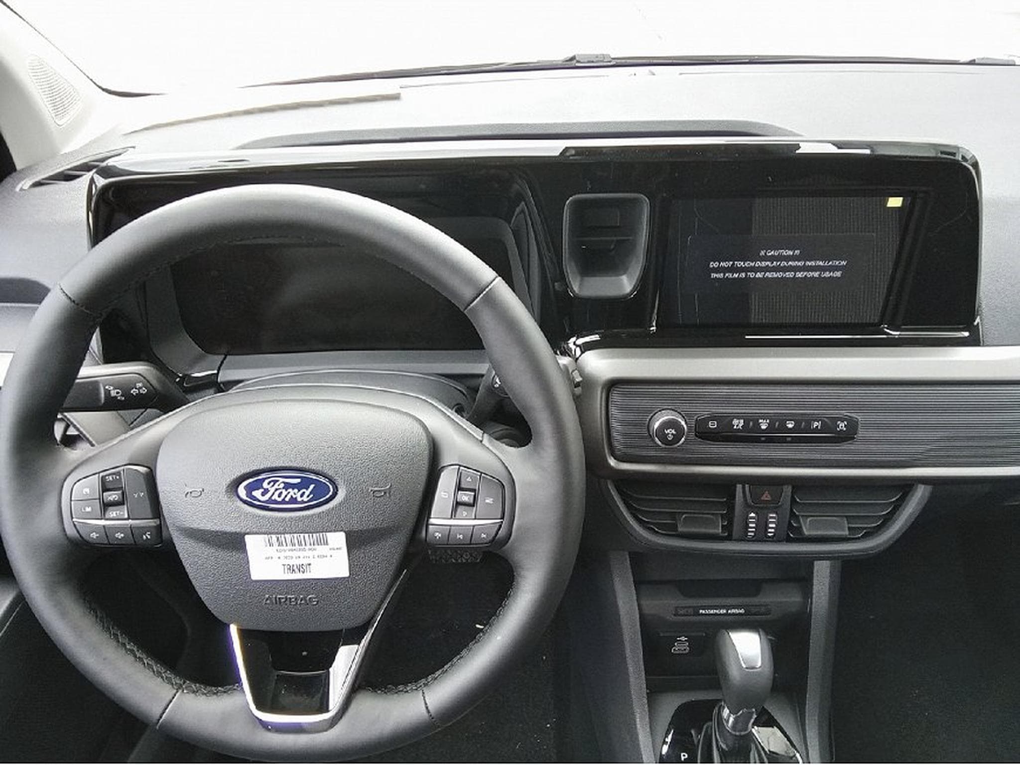 Ford Tourneo (2024) - Foto 7