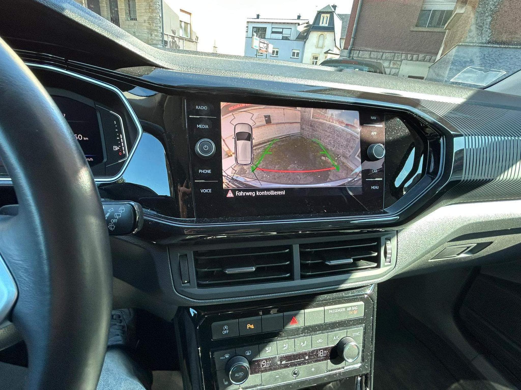 VW T-Cross 1.0 115cv DSG LED XENON NAVI CAMERA (2020) - Photo 15