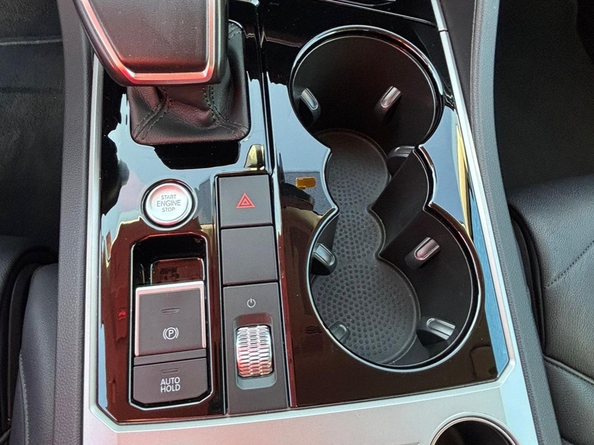 VW Touareg R-Line (2022) - Foto 2