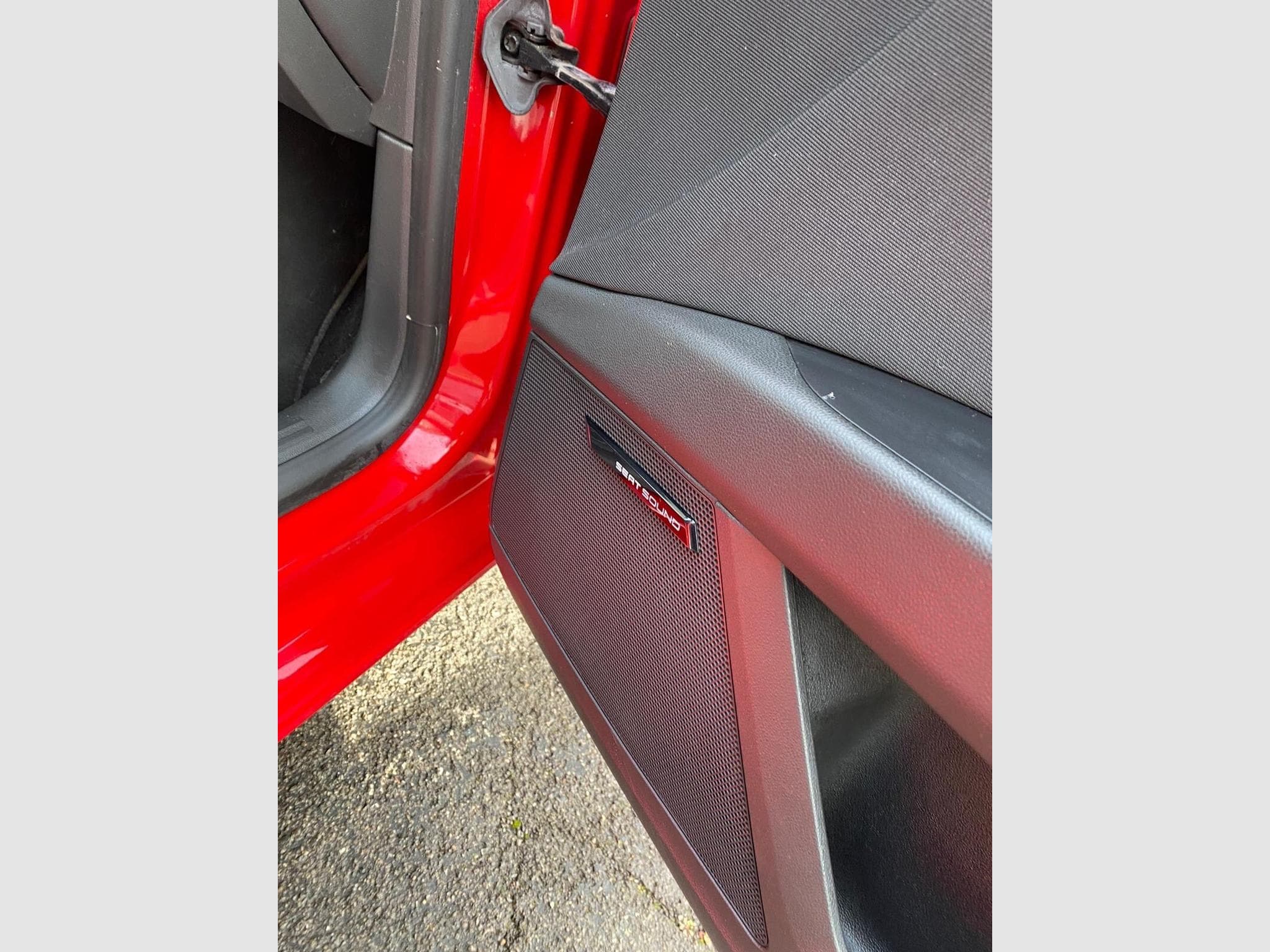 Seat Leon 1.2 tsi automatique 105 (2013) - Photo 5