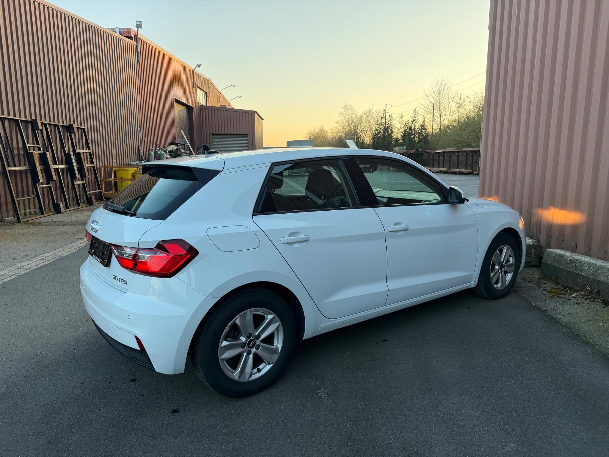 Audi A1 30 TFSI 110CH S-Tronic Sportbach (2021) - Foto 4