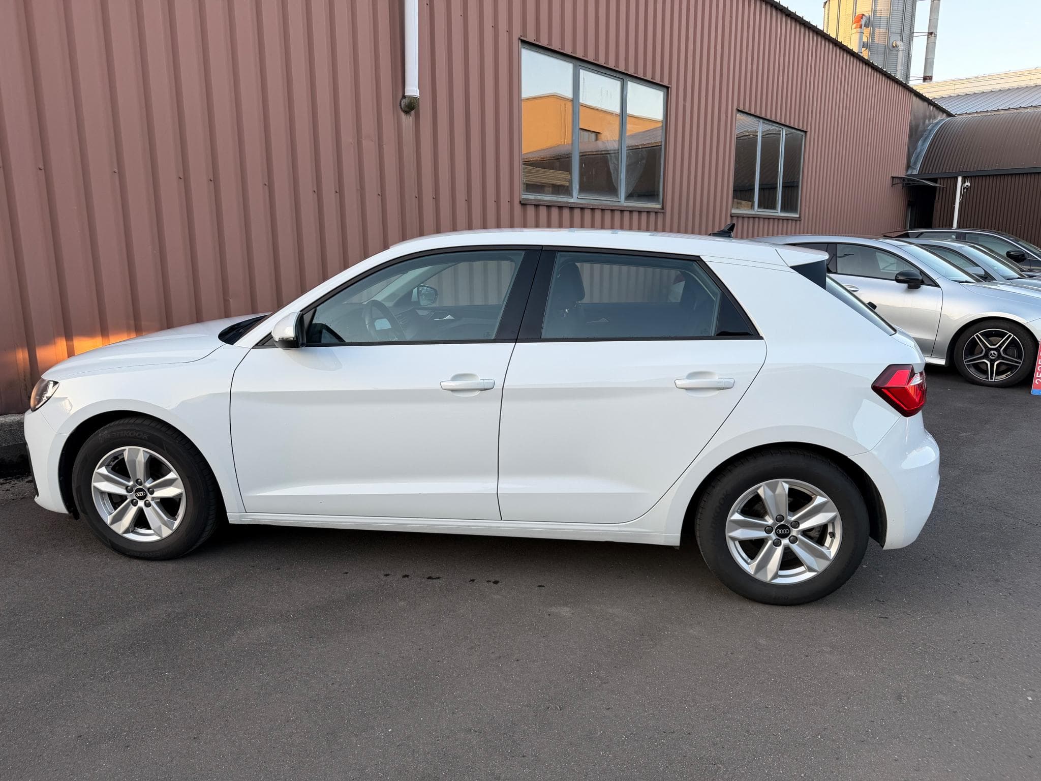 Audi A1 30 TFSI 110CH S-Tronic Sportbach (2021) - Foto 5