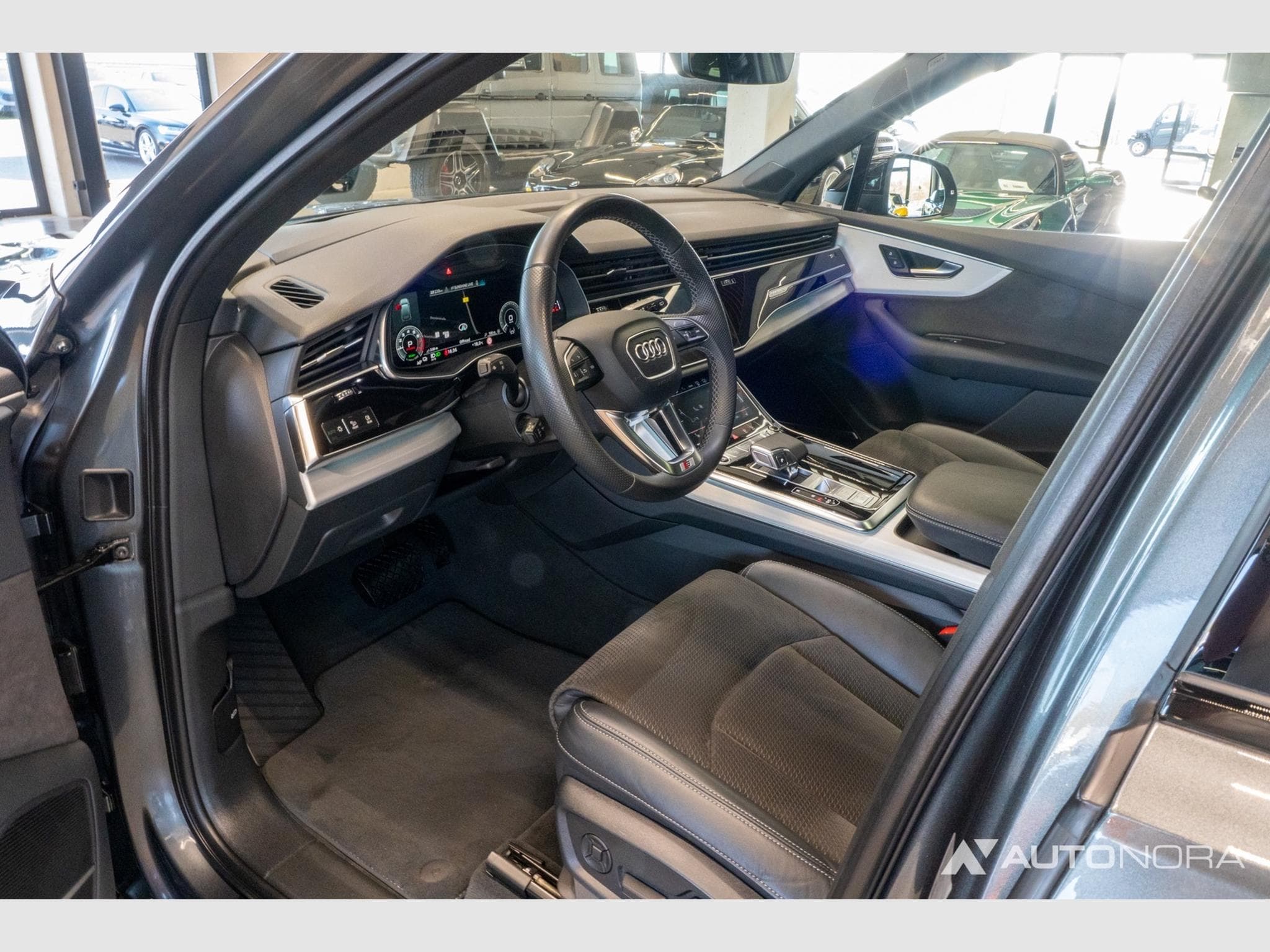 Audi Q7 Q7 60 TFSIe quattro S line (2021) - Foto 12