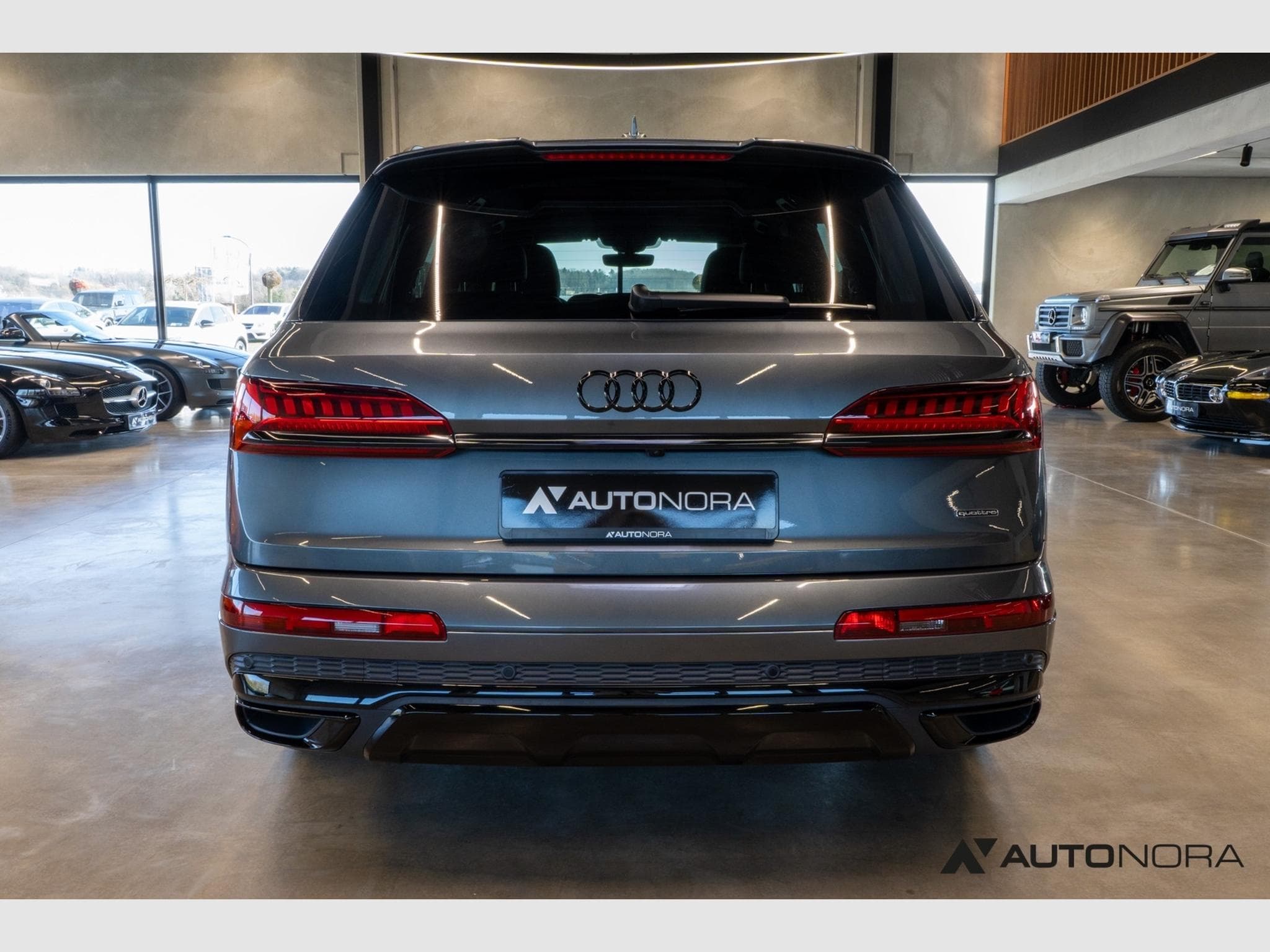 Audi Q7 Q7 60 TFSIe quattro S line (2021) - Foto 9