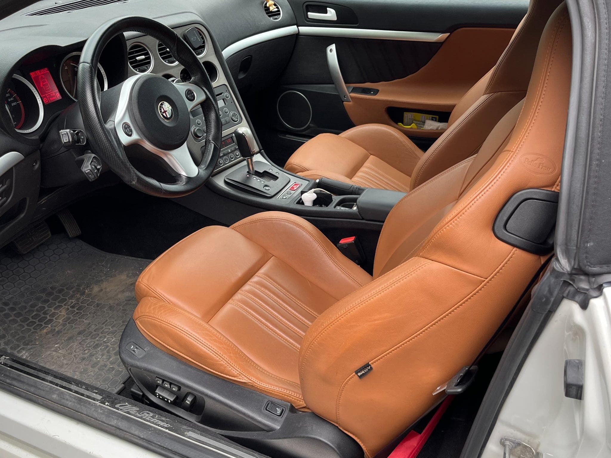 Alfa-Romeo Spider (2009) - Photo 6