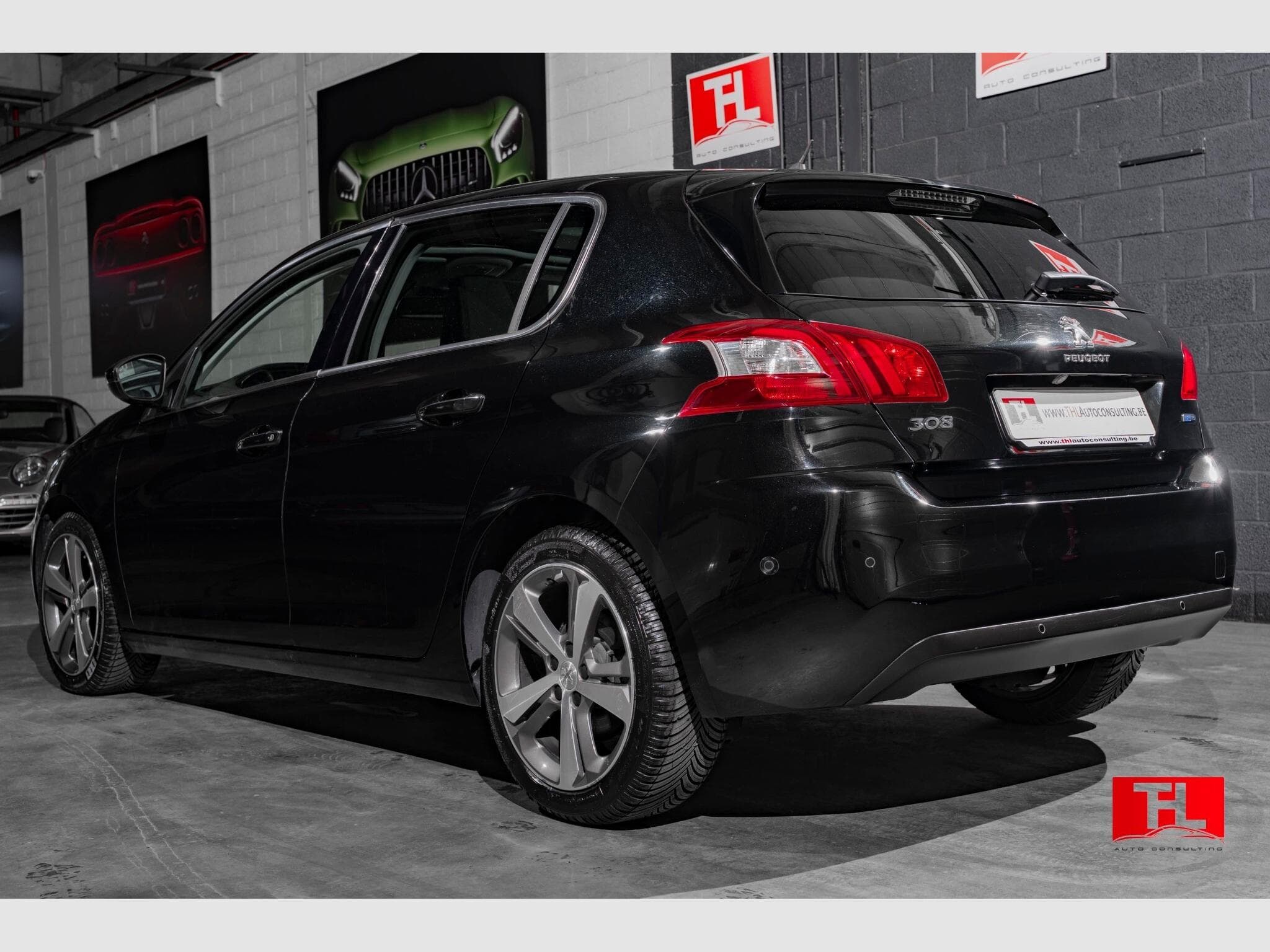 Peugeot 308 GT-Line 1.2 PureTech 1st Owner Full History (2016) - Foto 3