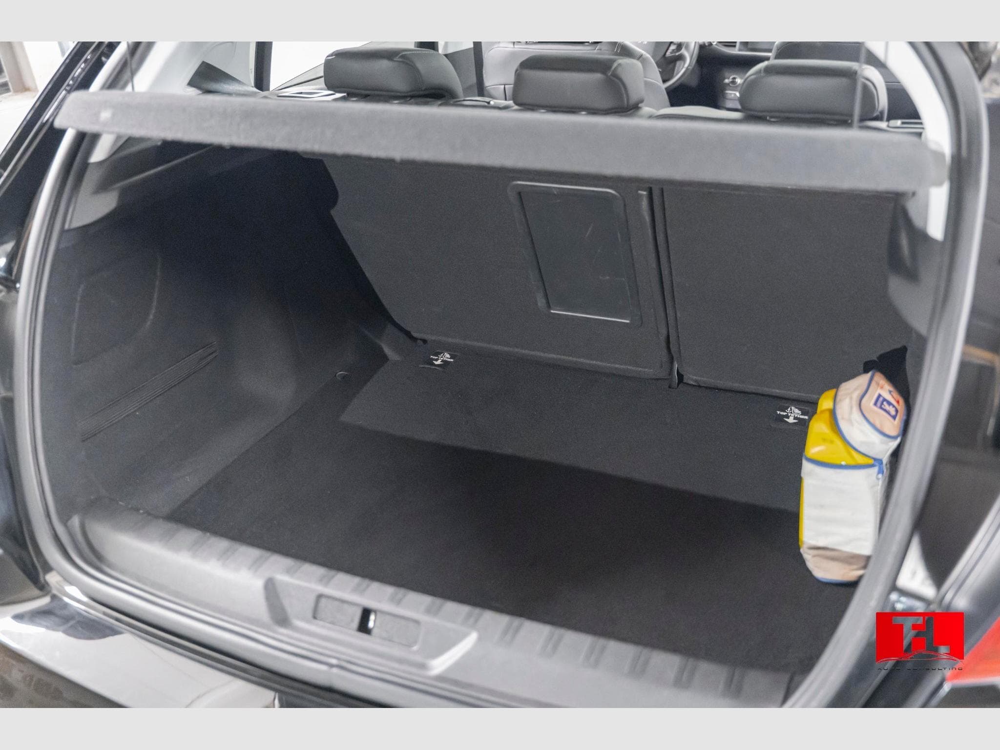 Peugeot 308 GT-Line 1.2 PureTech 1st Owner Full History (2016) - Foto 10