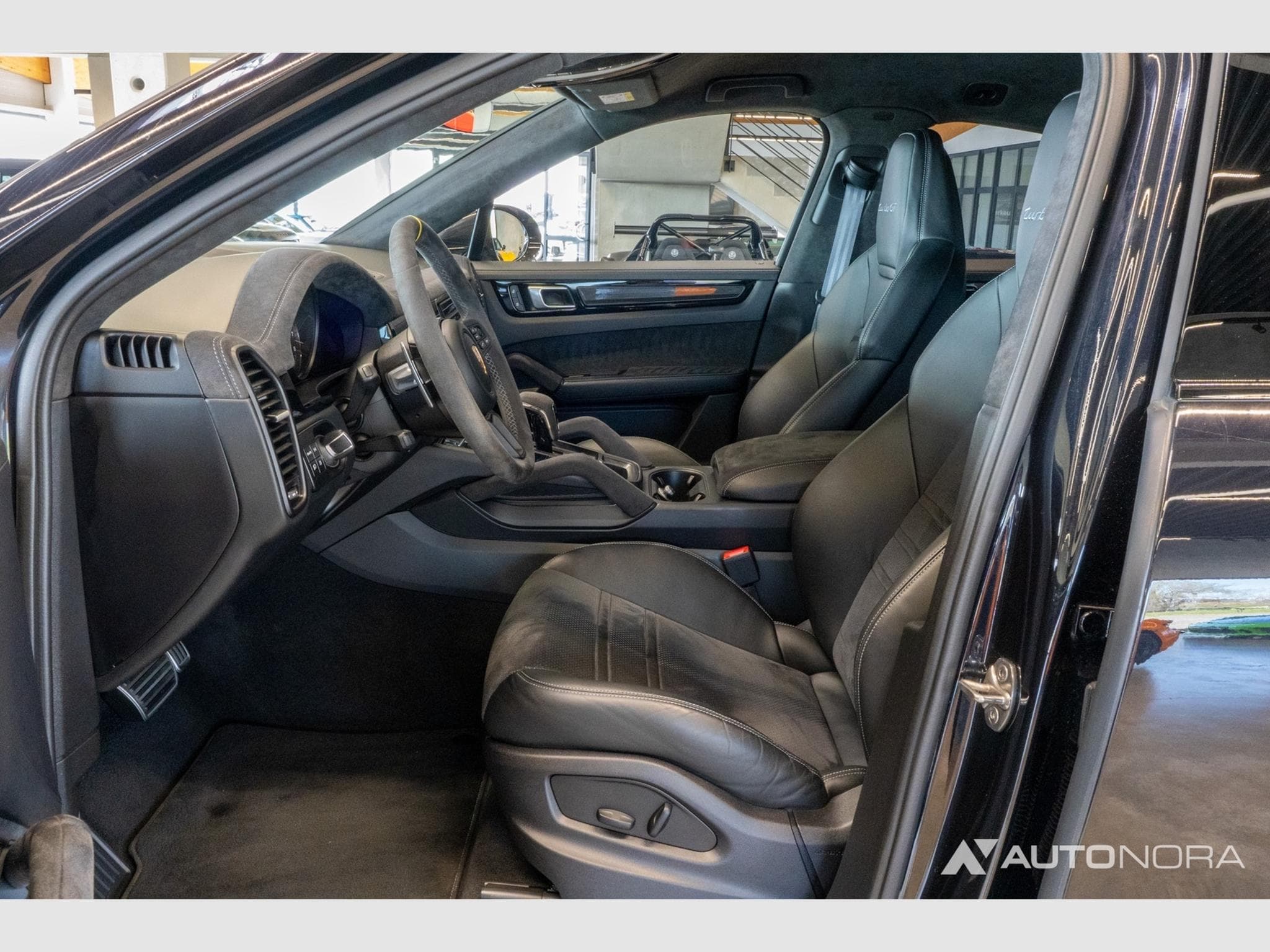 Porsche Cayenne Turbo GT (2022) - Foto 11