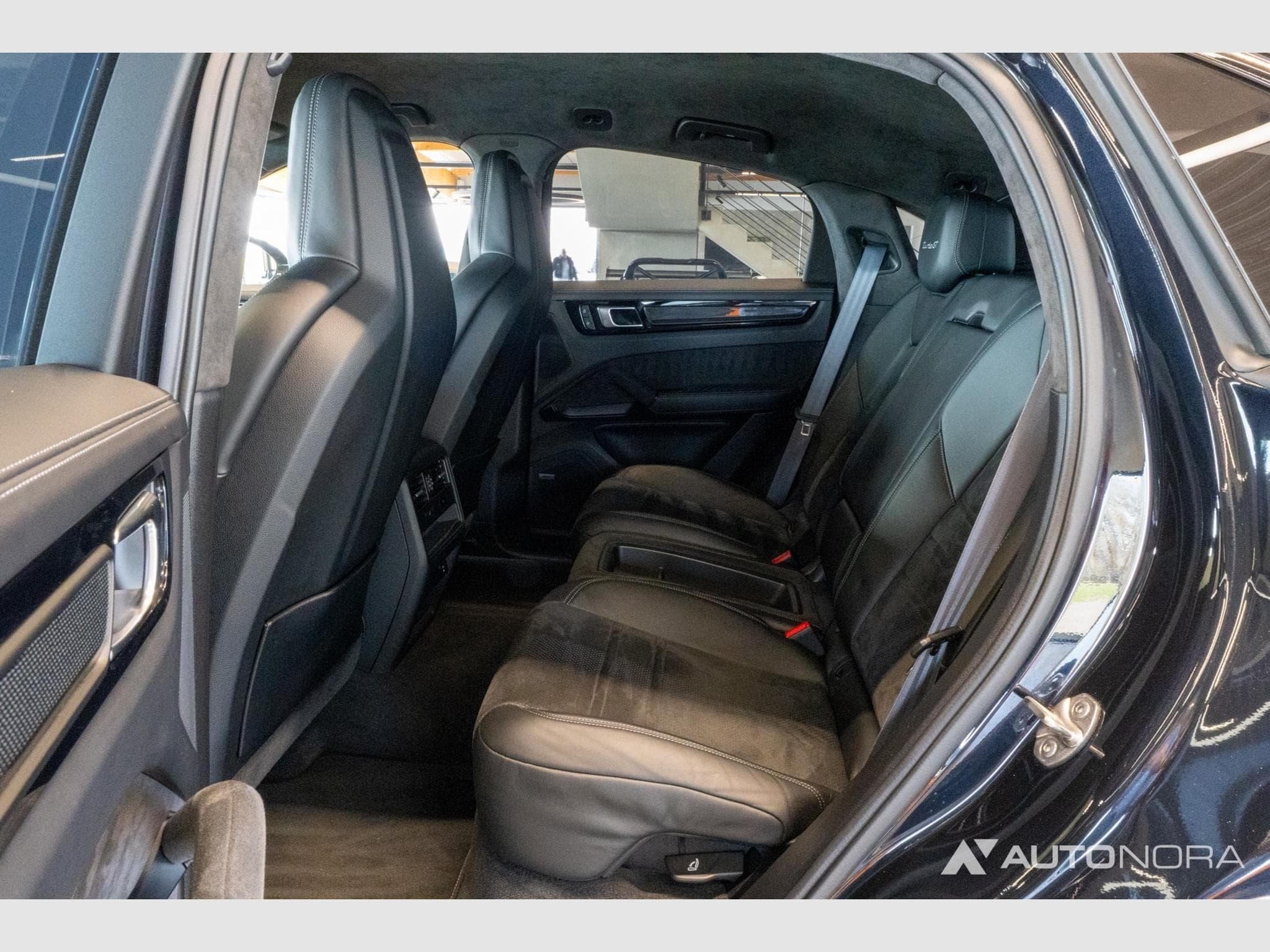 Porsche Cayenne Turbo GT (2022) - Foto 13