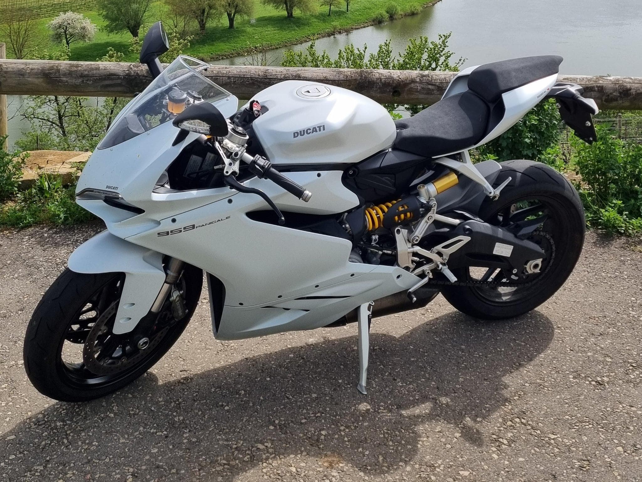 Ducati 959 Sport (2018) - Foto 4