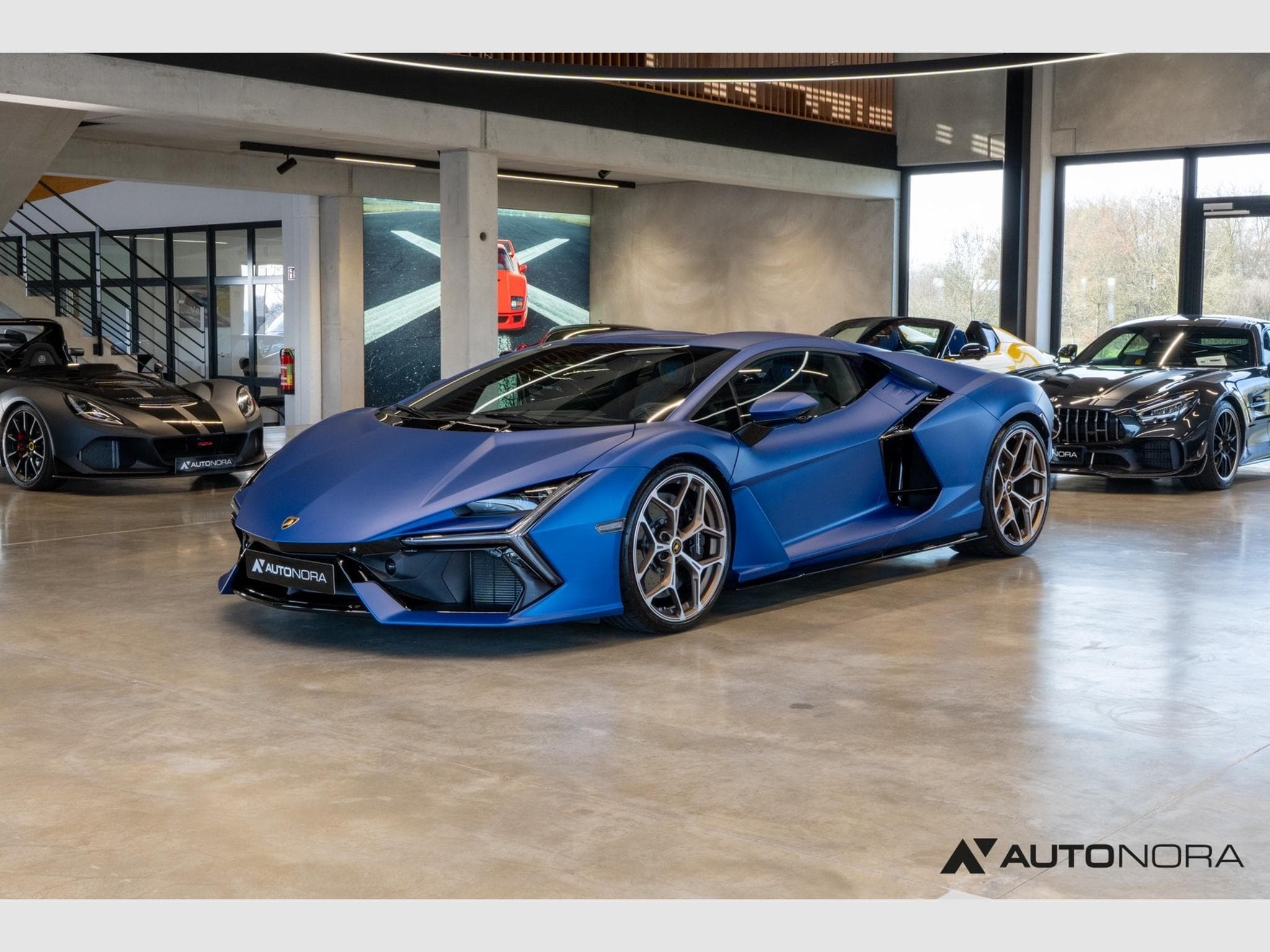 Lamborghini Revuelto (2024) - Photo 1