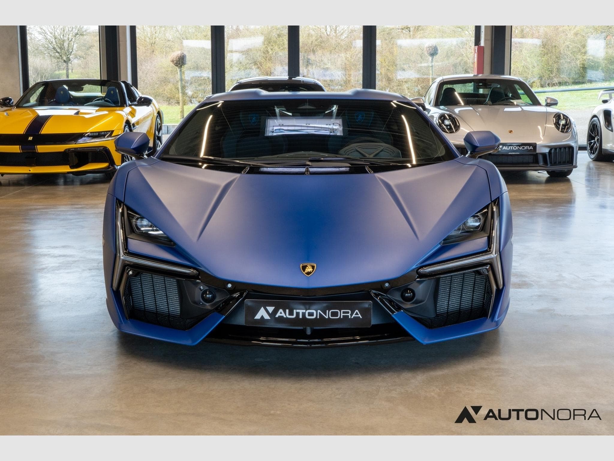 Lamborghini Revuelto (2024) - Photo 5